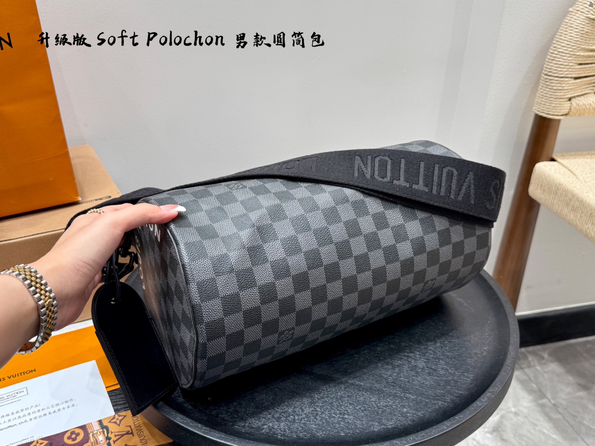 louis-new-arrival-soft-polochon-bag-size-34-17cm-6685