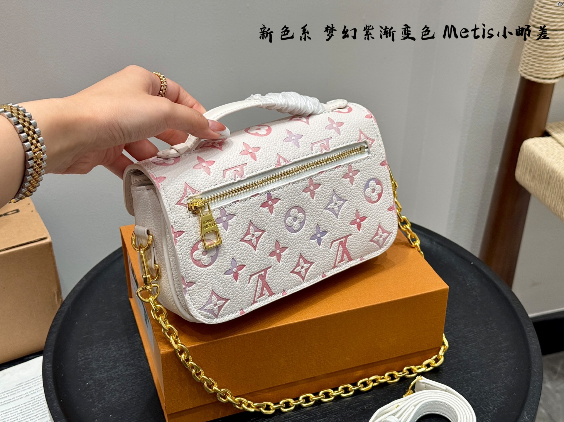 Louis new arrival Metis pink bag size: 21*13cm