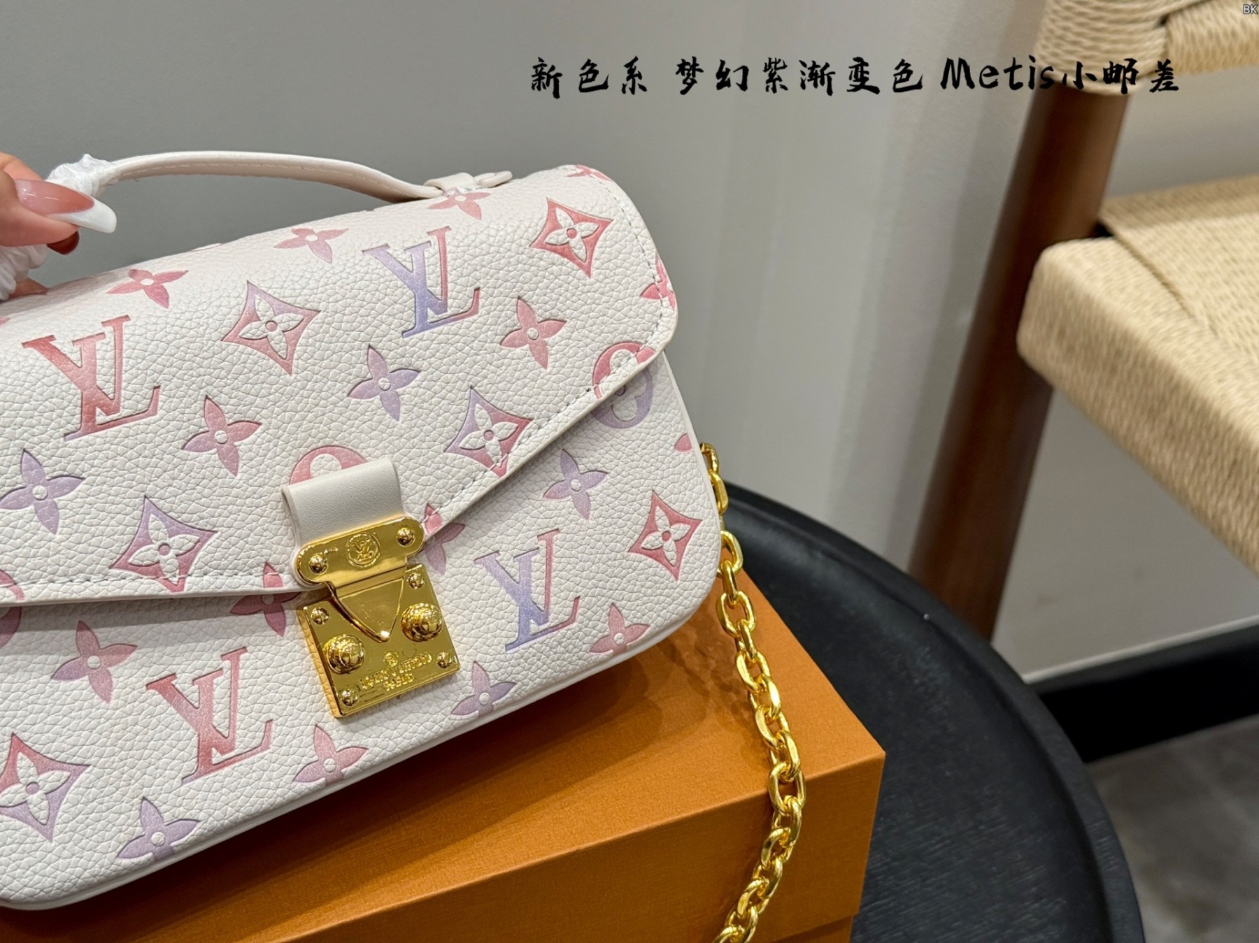 Louis new arrival Metis pink bag size: 21*13cm