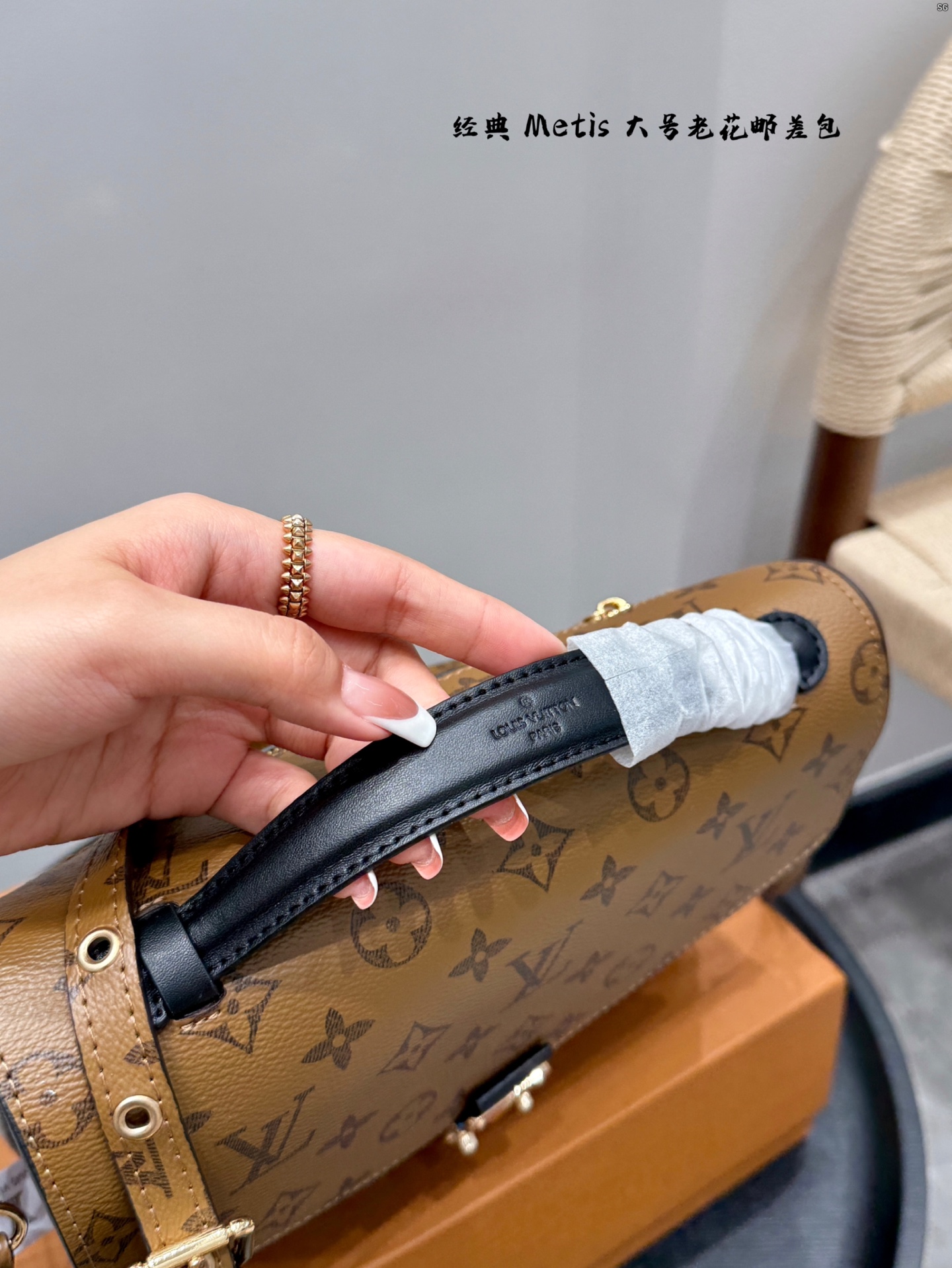 louis-new-arrival-metis-bag-size-28-18-cm-8391