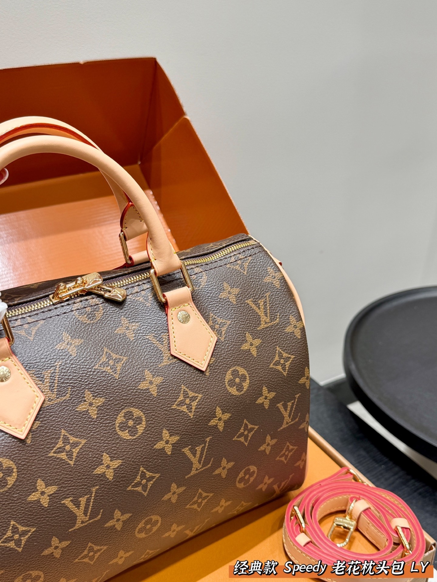 louis-new-arrival-speedy-bag-size-30-cm-6502