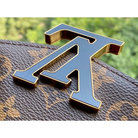 l-bag-size-22-x-17x-10cm-5969