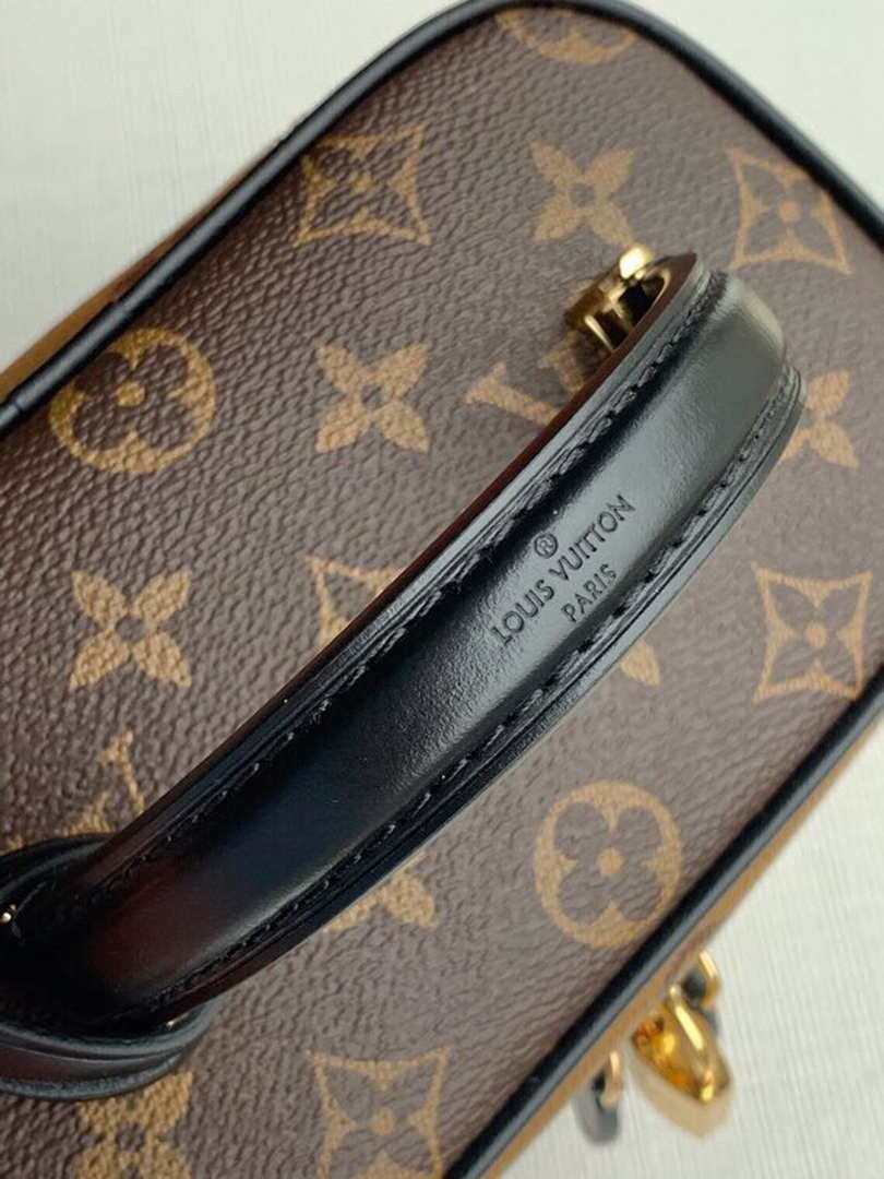 Louis M45165 Vanity Pm Monogram Reverse Bag