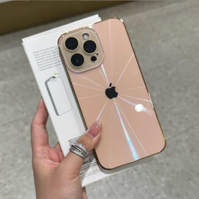 aurora-nano-iphone-case-7040