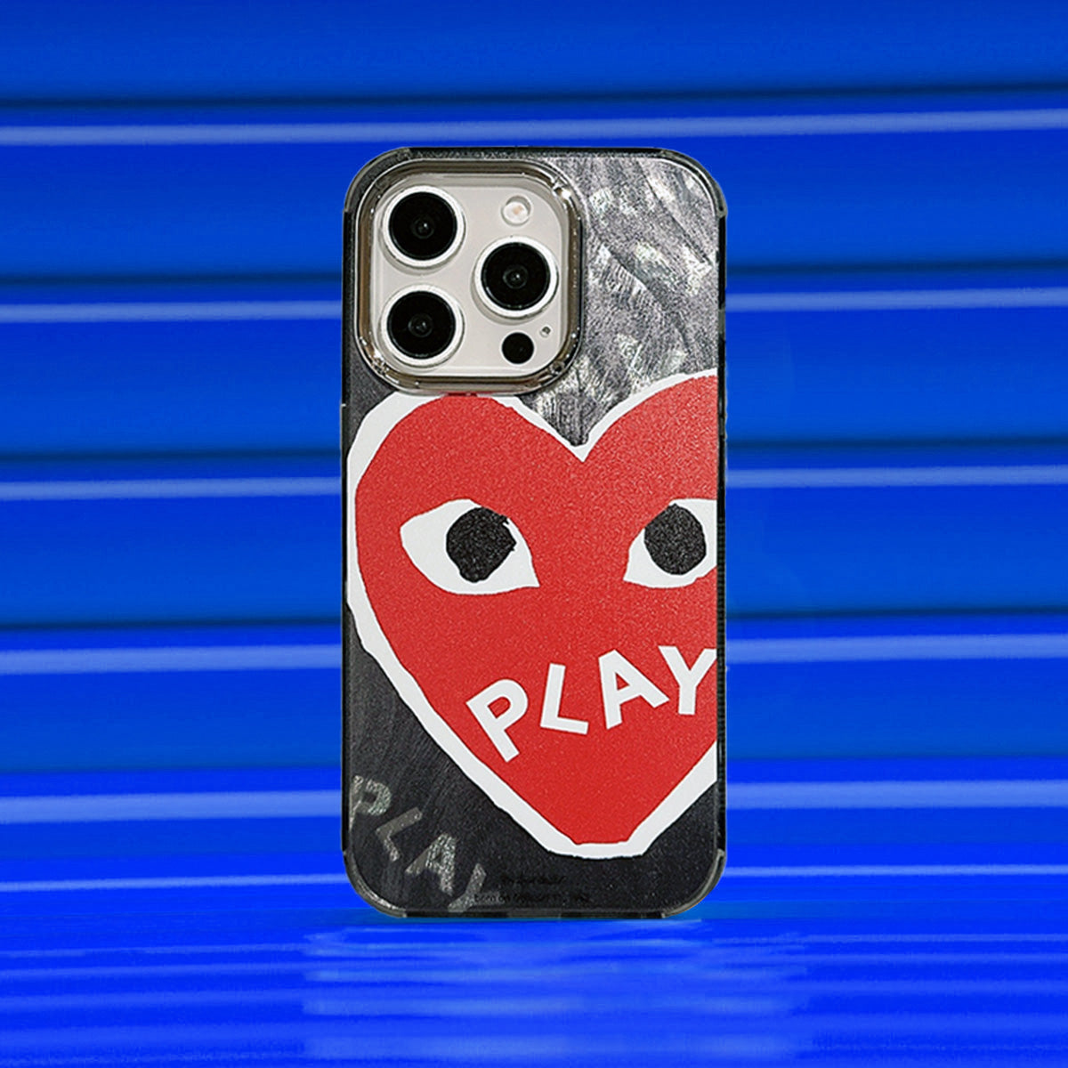 limited-iphone-case-cdg-red-heart-9499