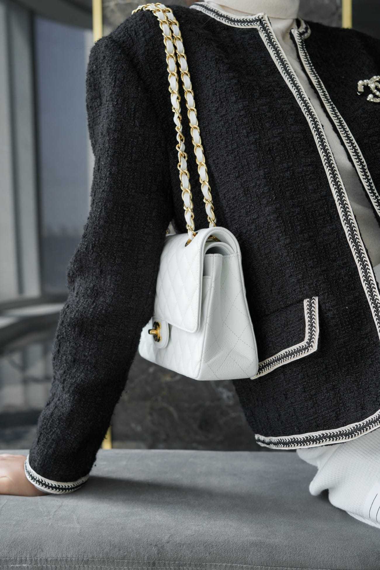 CC CF25 Classic flap bag Caviar leather