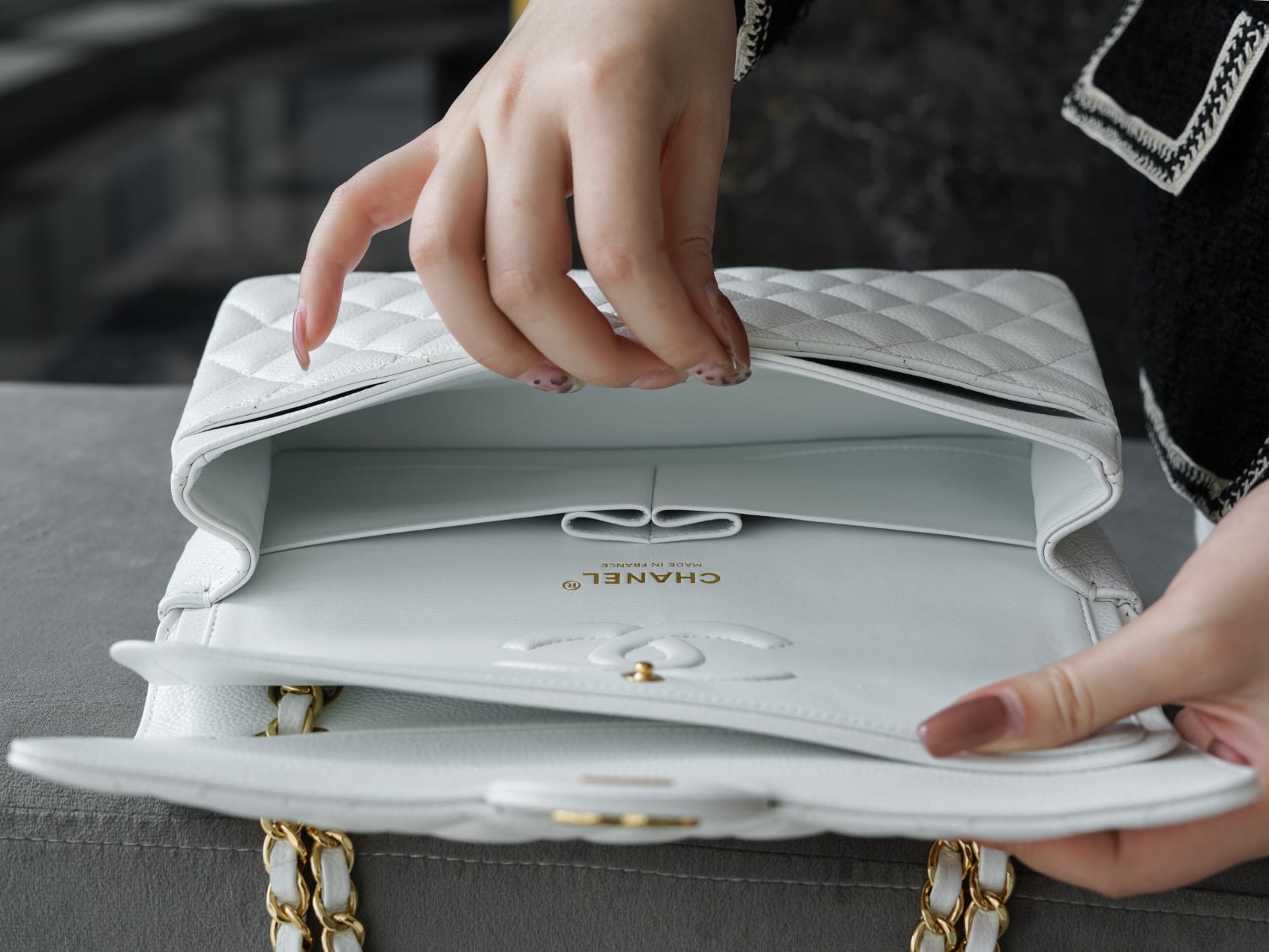 CC CF25 Classic flap bag Caviar leather