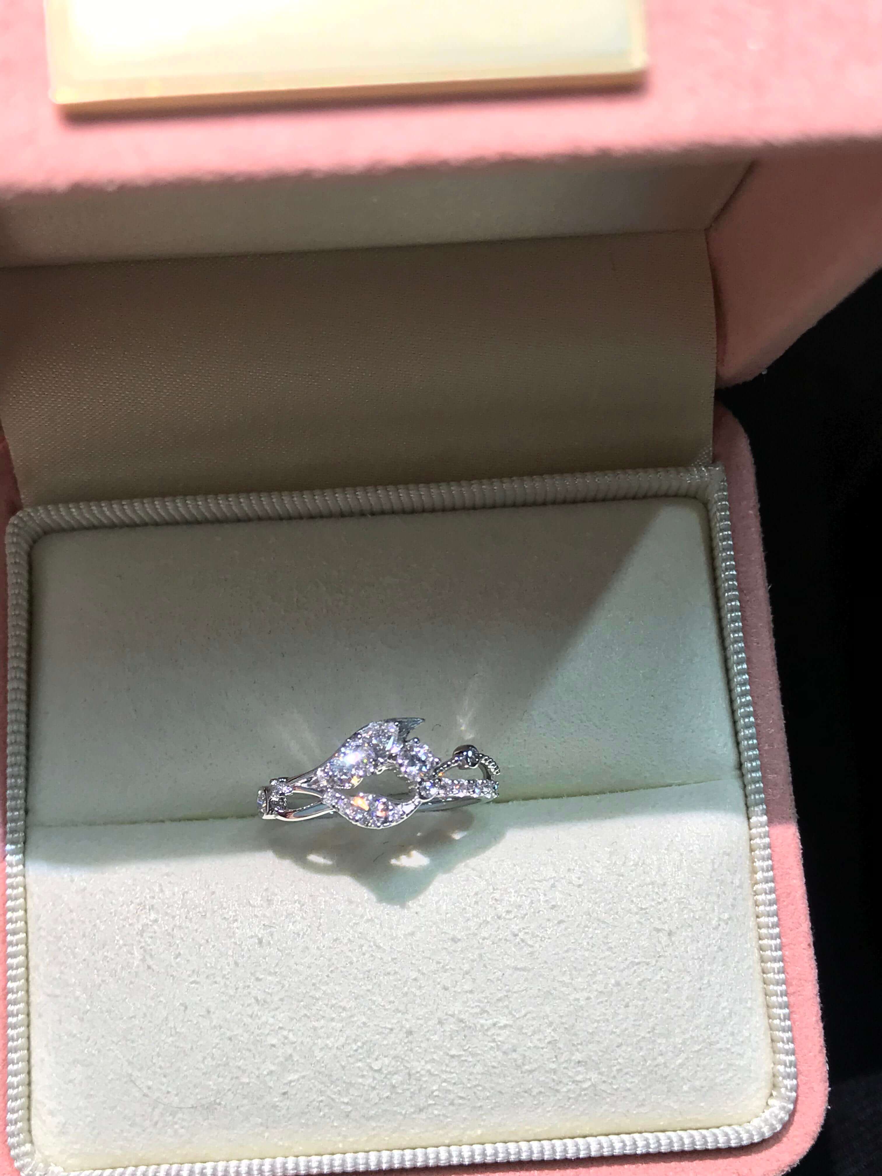 Tidal Devotion | Fishtail Ring  | 925 Sterling Silver Platinum-Plated Moissanite