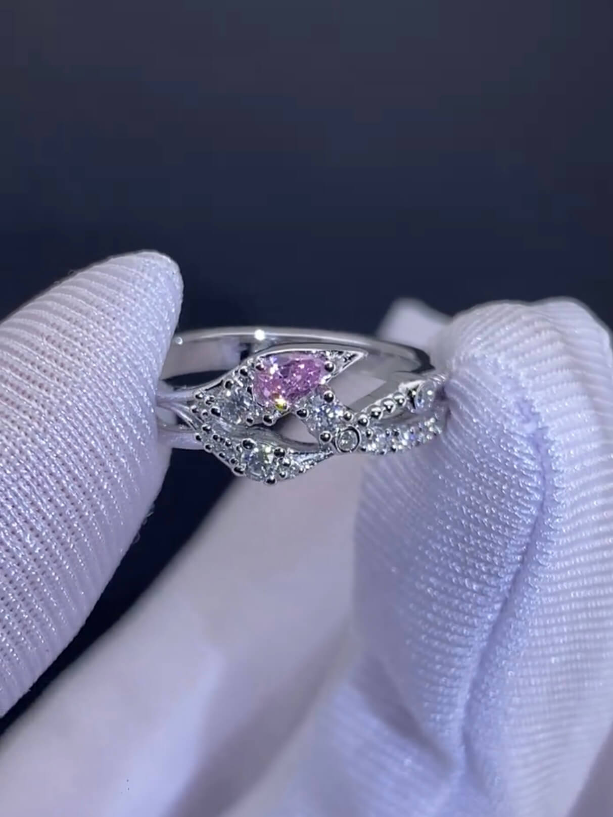 Tidal Devotion | Fishtail Ring  | 925 Sterling Silver Platinum-Plated Moissanite