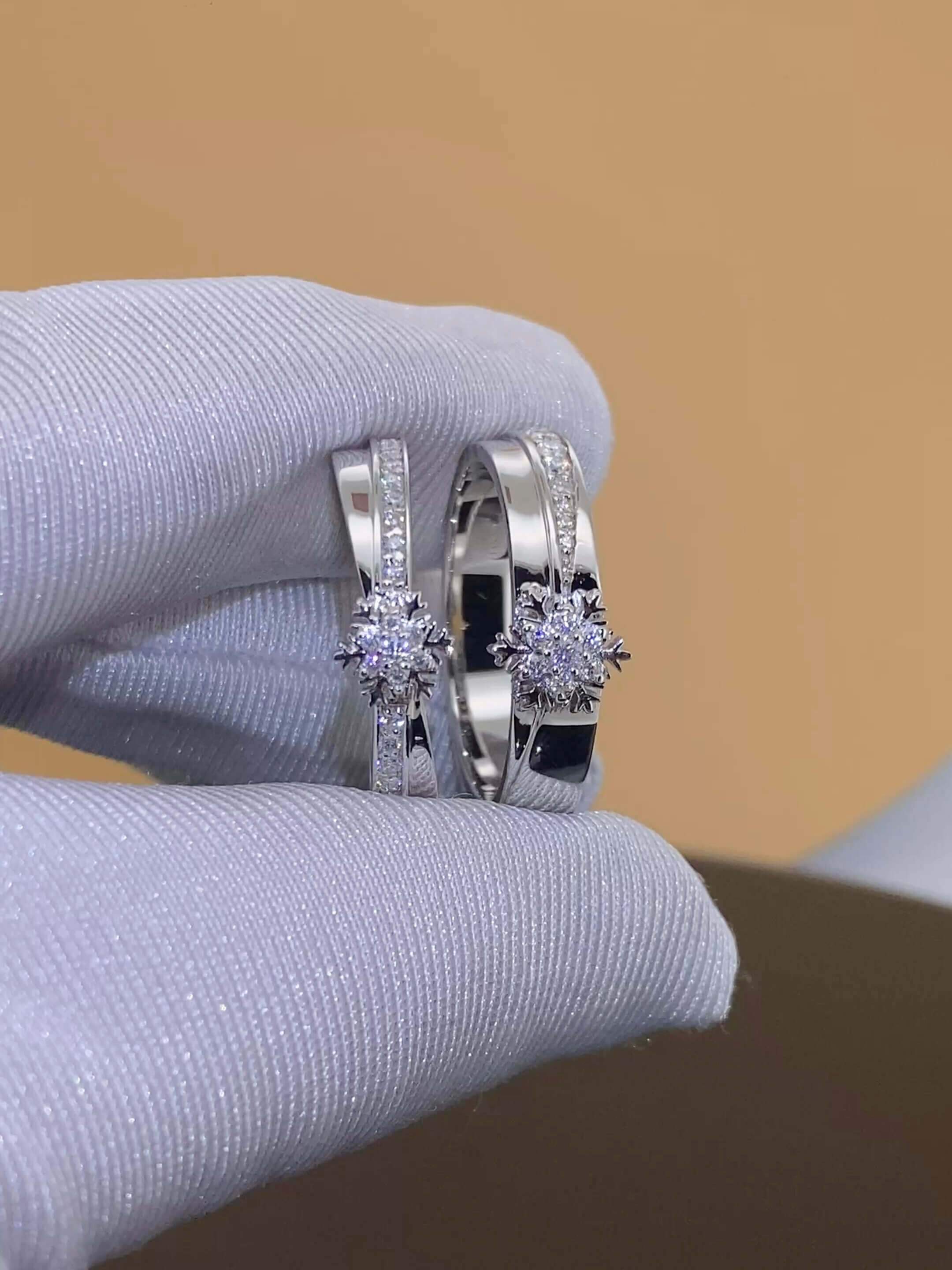 Everlasting Snow | Couple Ring Set  | 925 Sterling Silver Platinum-Plated Moissanite