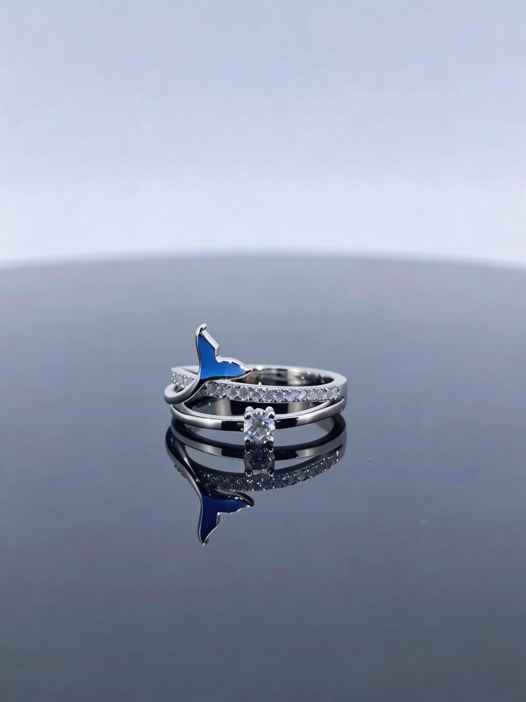 Dual-Band Fishtail Ring | Blue Enamel 925 Sterling Silver Platinum-Plated Moissanite