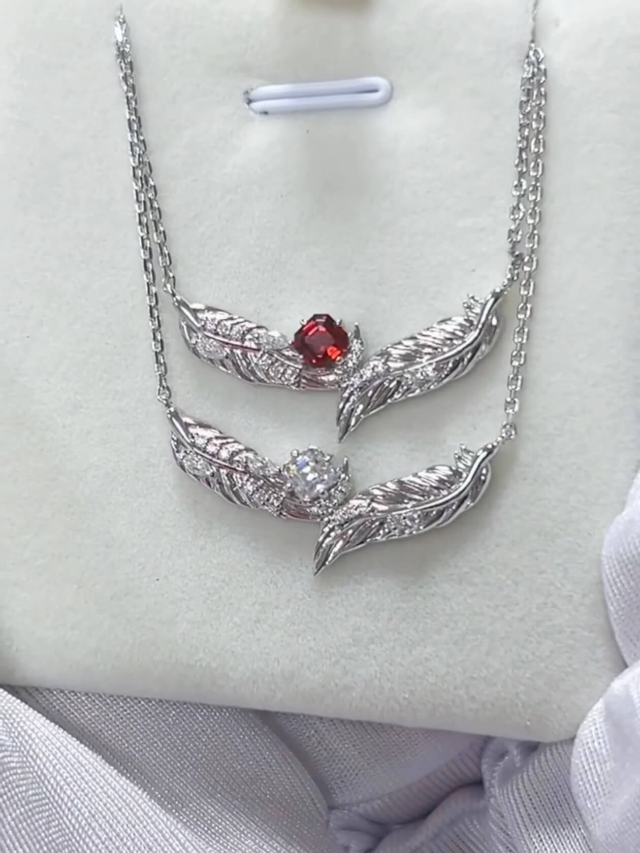 Soul Feather Necklace | 925 Silver Platinum-Plated Moissanite & Red Tourmaline