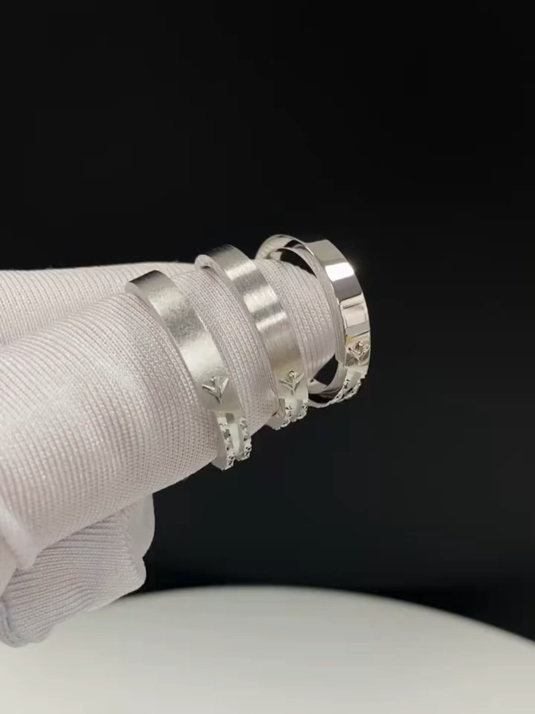 Cloudward Vows | Airplane Couple Ring Set  | 925 Silver Platinum-Plated