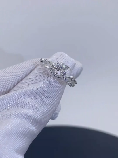 Tidal Devotion | Fishtail Ring  | 925 Sterling Silver Platinum-Plated Moissanite