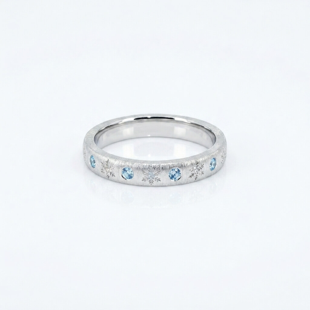 Frozen Devotion | Snowflake Ring | 925 Sterling Silver Platinum-Plated Moissanite