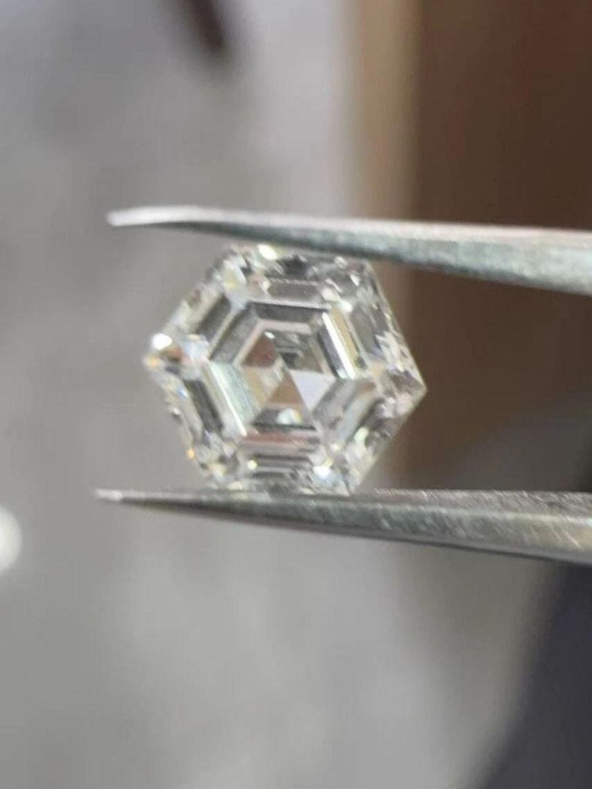 Everlasting Jasmine | Wedding Ring | 925 Sterling Silver Platinum-Plated Moissanite