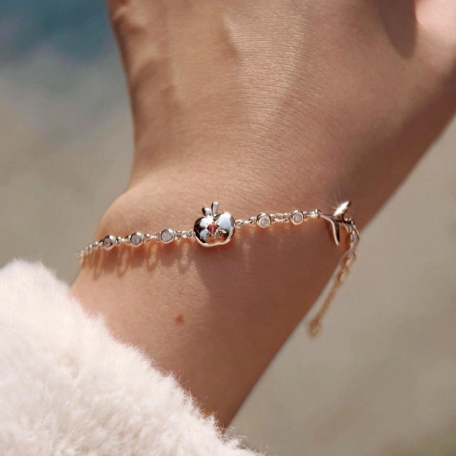 Exclusive Design Caleb Apple & Paper Airplane Bracelet (925 Sterling Silver)