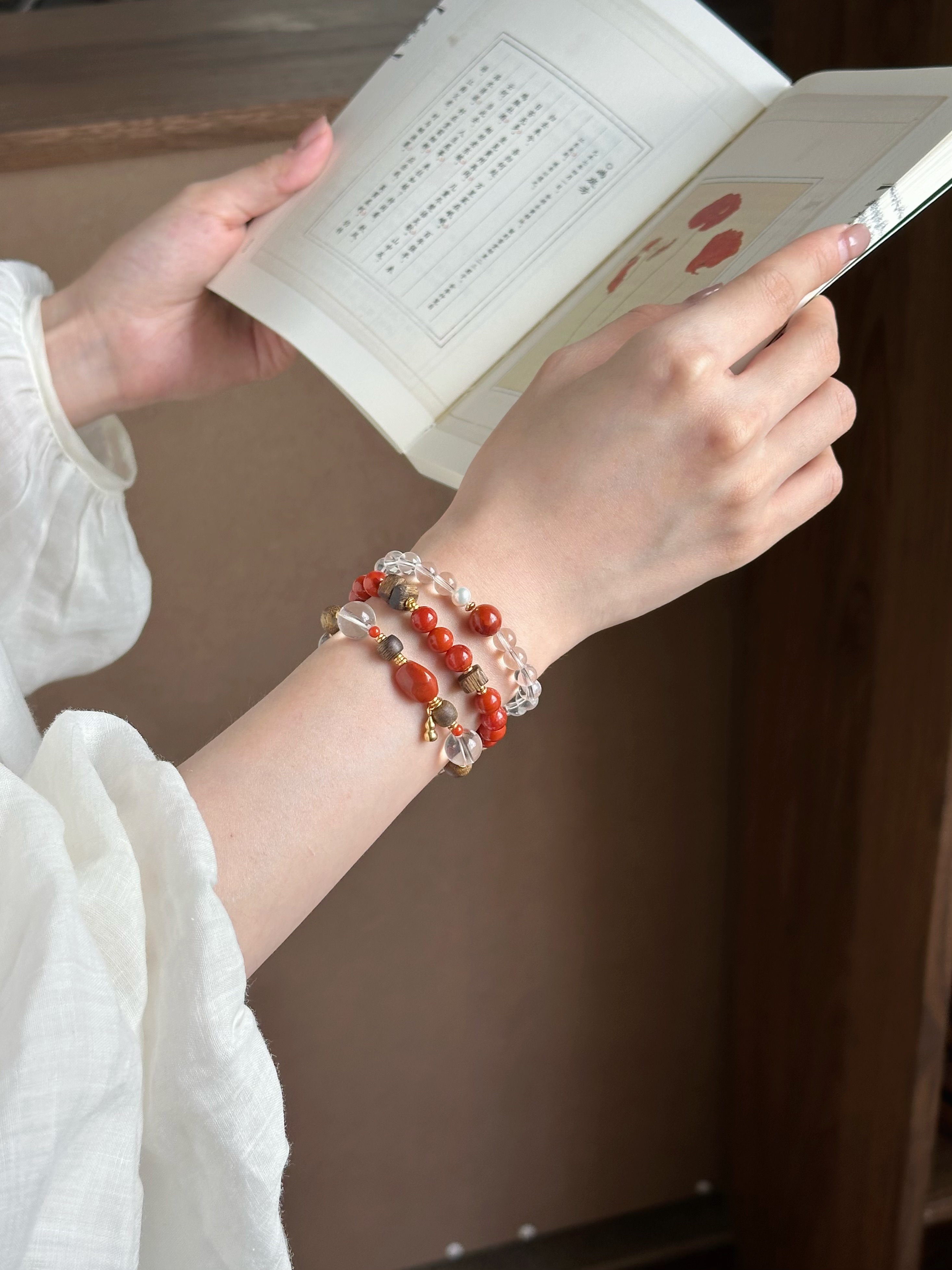 Taoist Metal Element Bracelet | Rowan「Crimson Lunar Glow」Clear Quartz, South Red Agate & Agarwood Bracelet （Clarity & Protection）