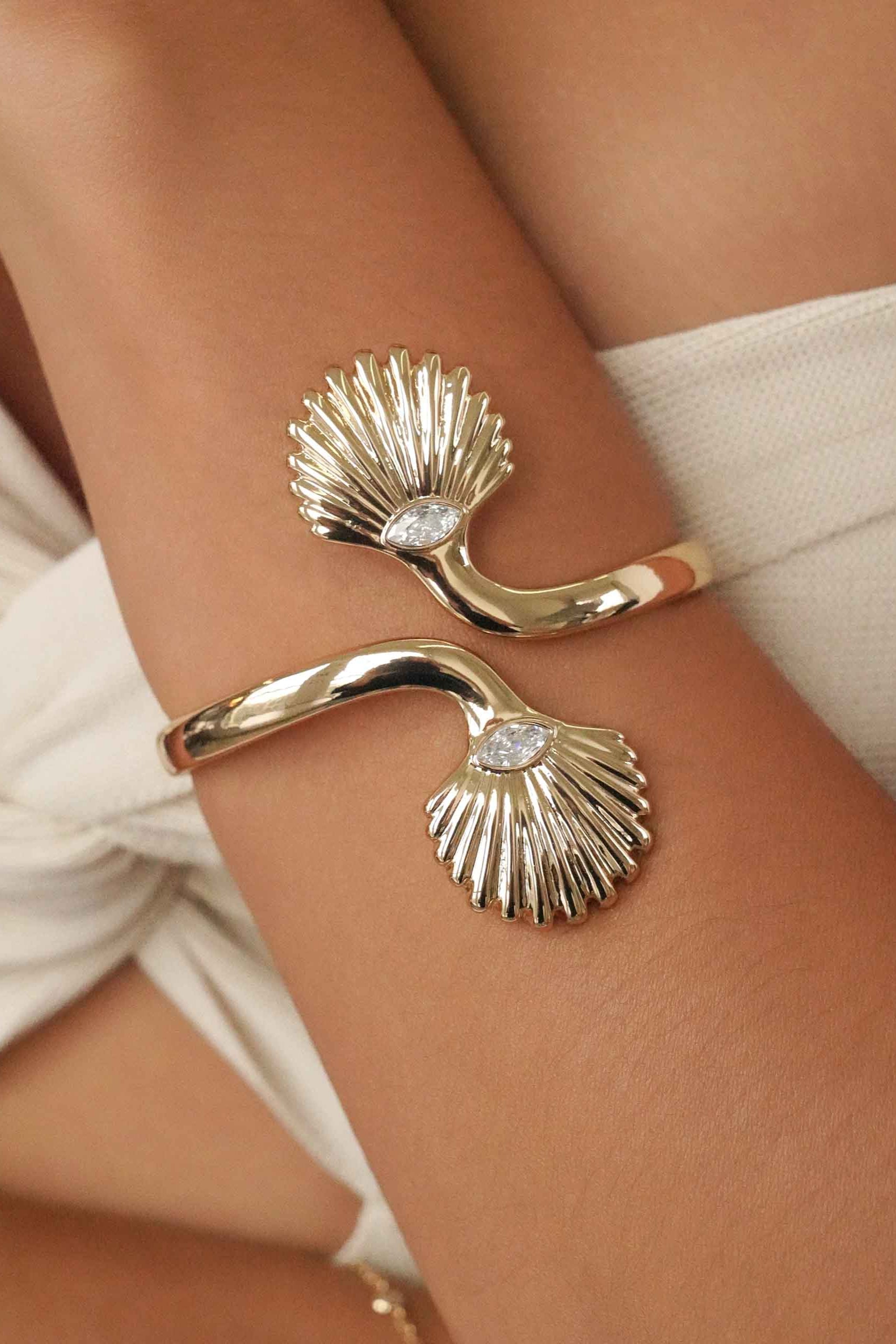 Santorini Shell Cuff-Vavasi