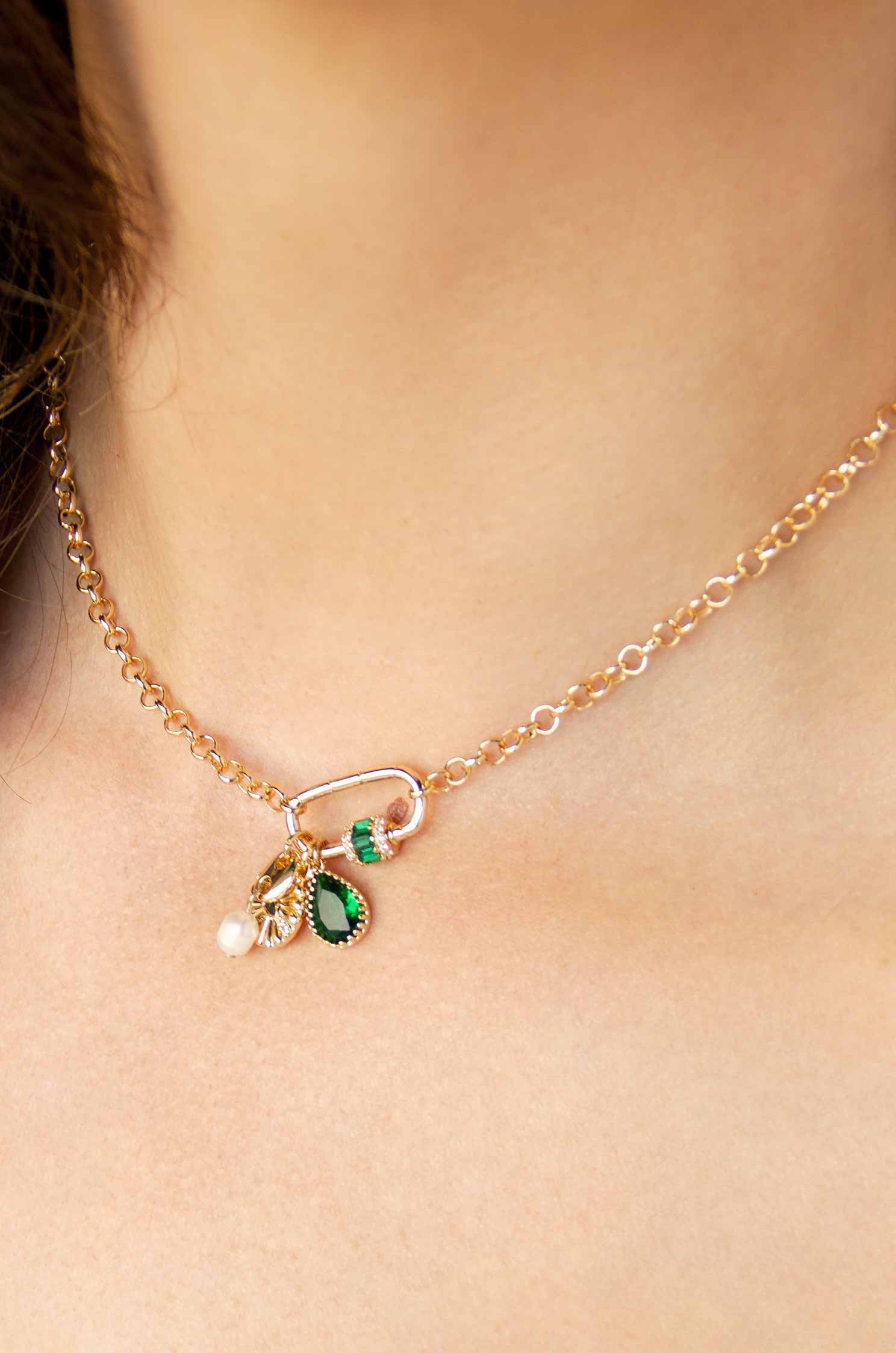 Green Queen Crystal Charm Necklace-Vavasi