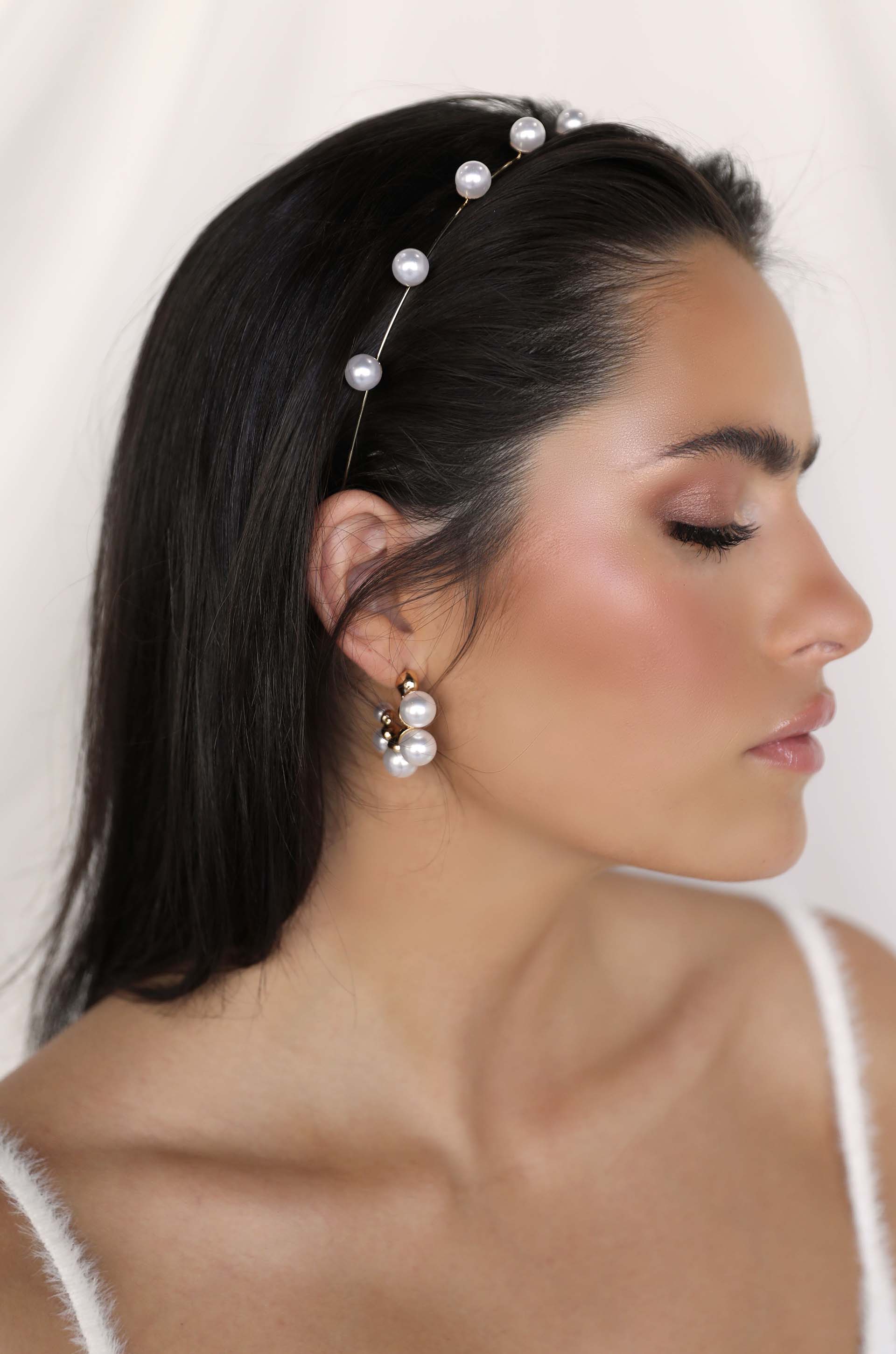 Pearl Studded Headband-Vavasi