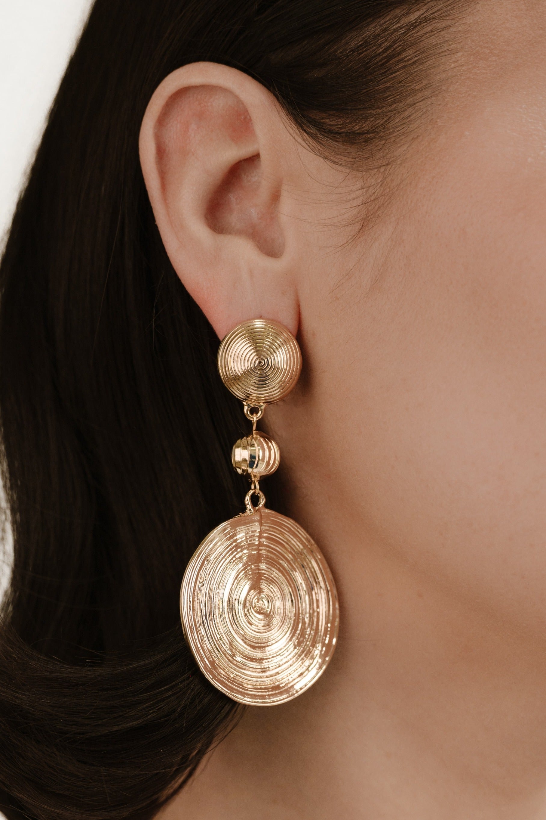 Swirl Pendant Dangle Earrings-Vavasi