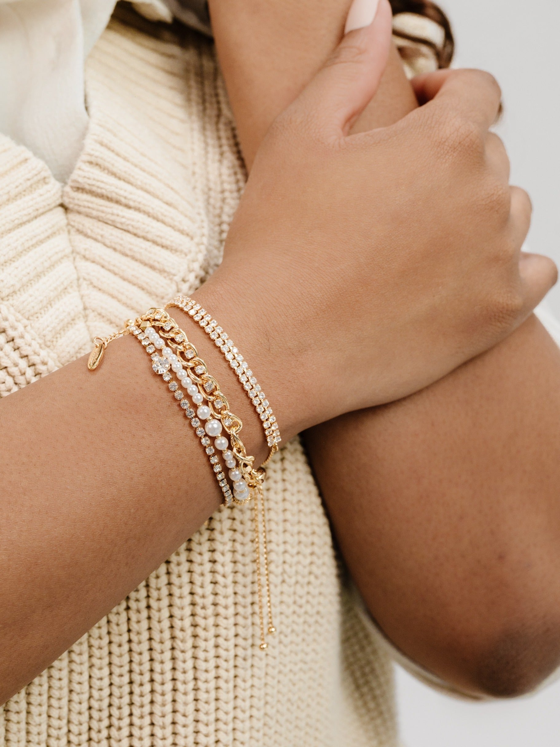 The Ultimate Pearl and Crystal Mixed Bracelet Stack-Vavasi