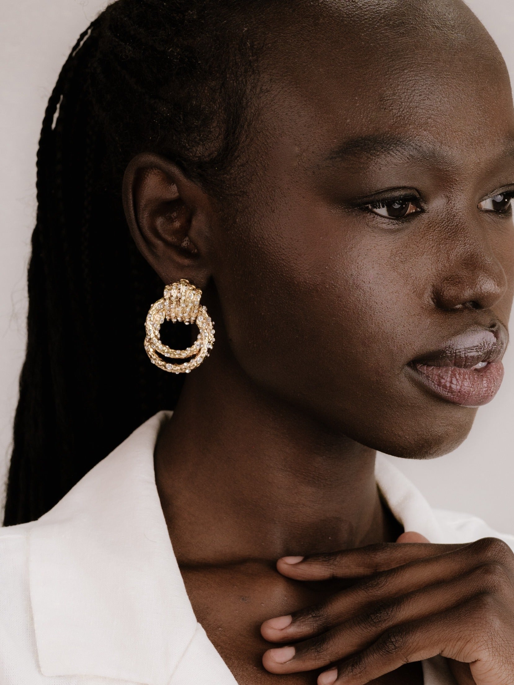 Only Royalty Crystal Earrings-Vavasi