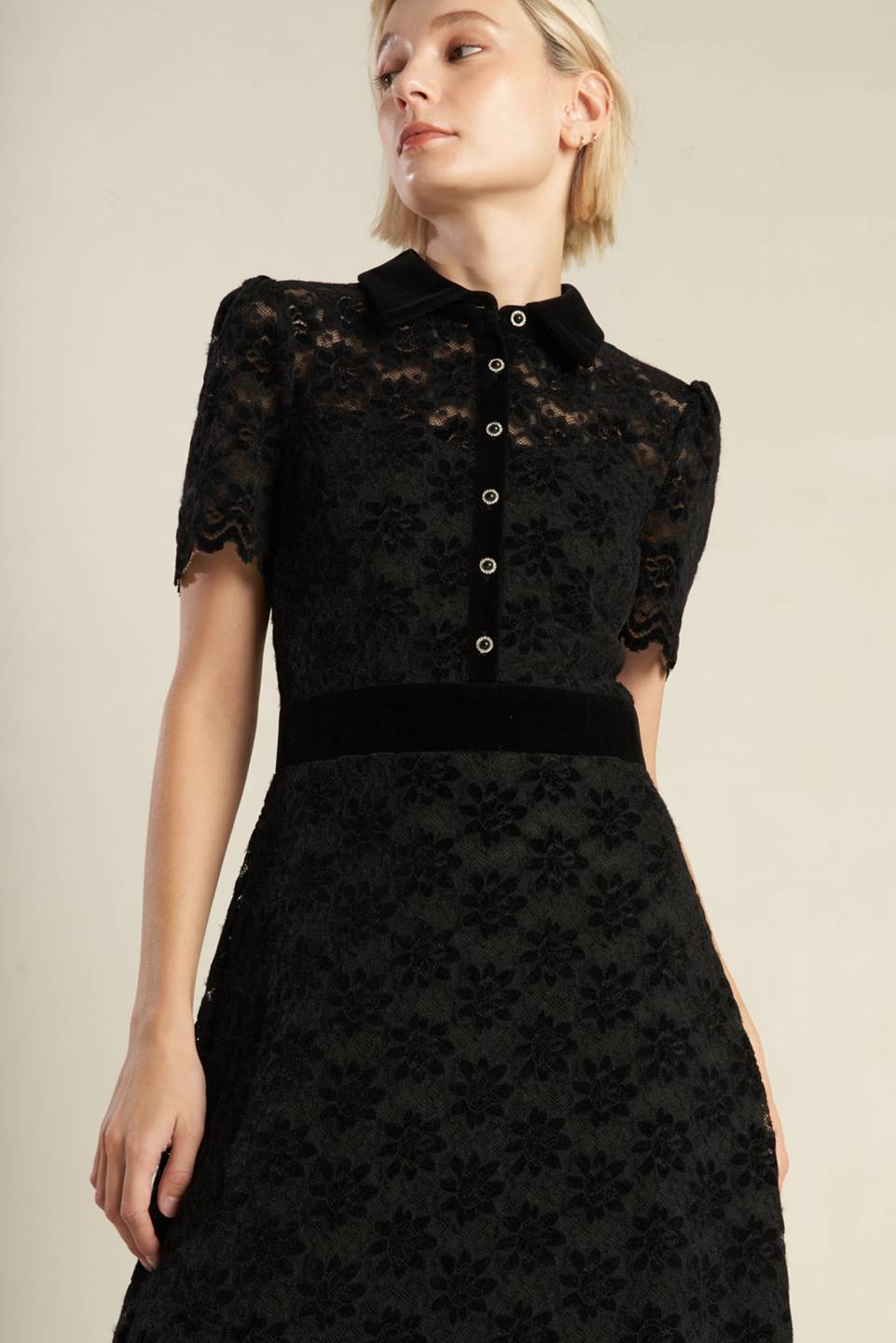 BOLD SYMPHONY WOVEN LACE MIDI DRESS-Vavasi