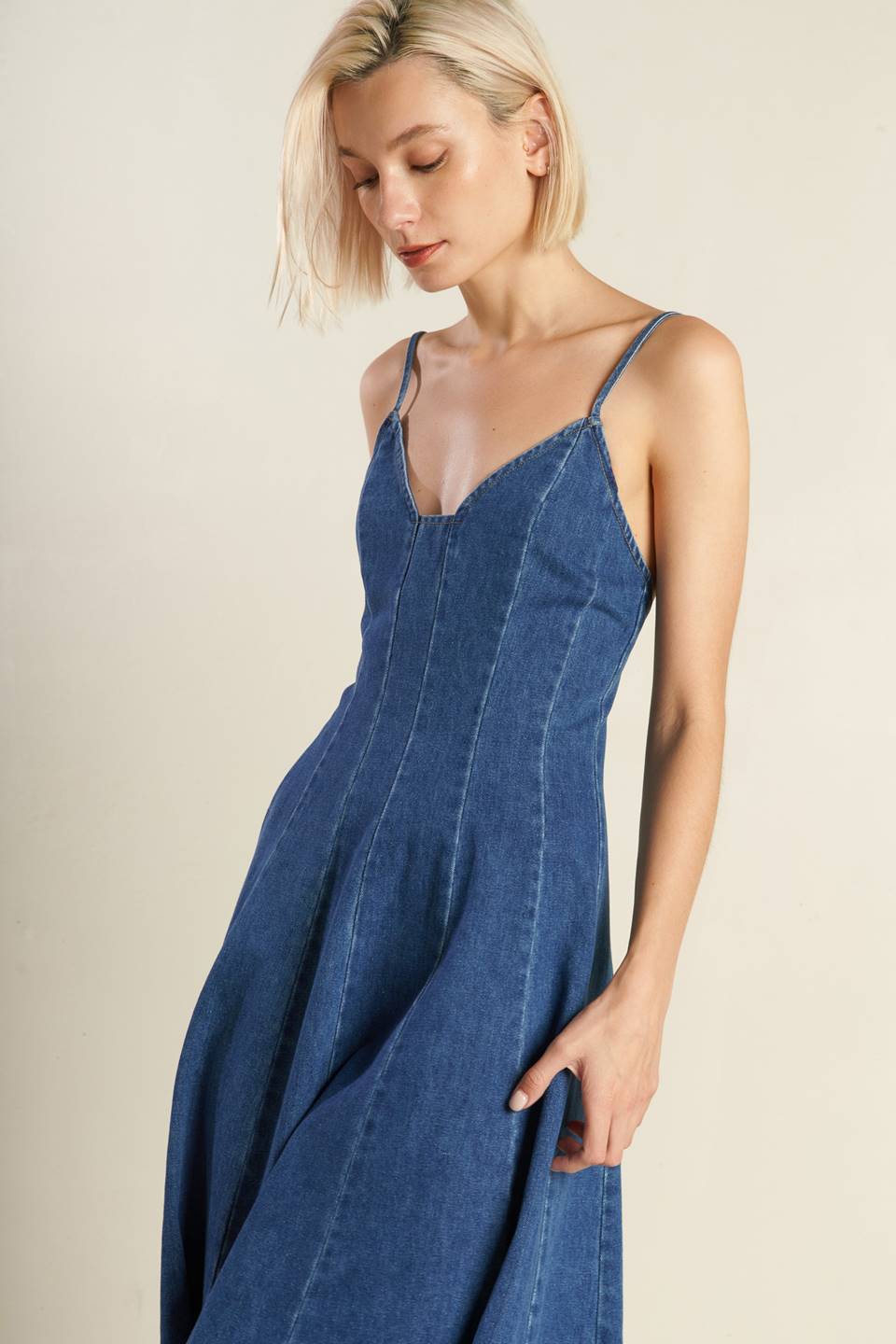 ROSEWOOD ROMANCE DENIM MIDI DRESS-Vavasi