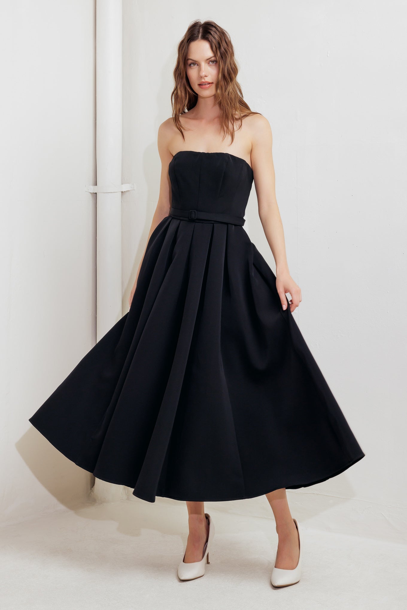 BLACK TIE MUSE STRAPLESS MIDI DRESS-Vavasi