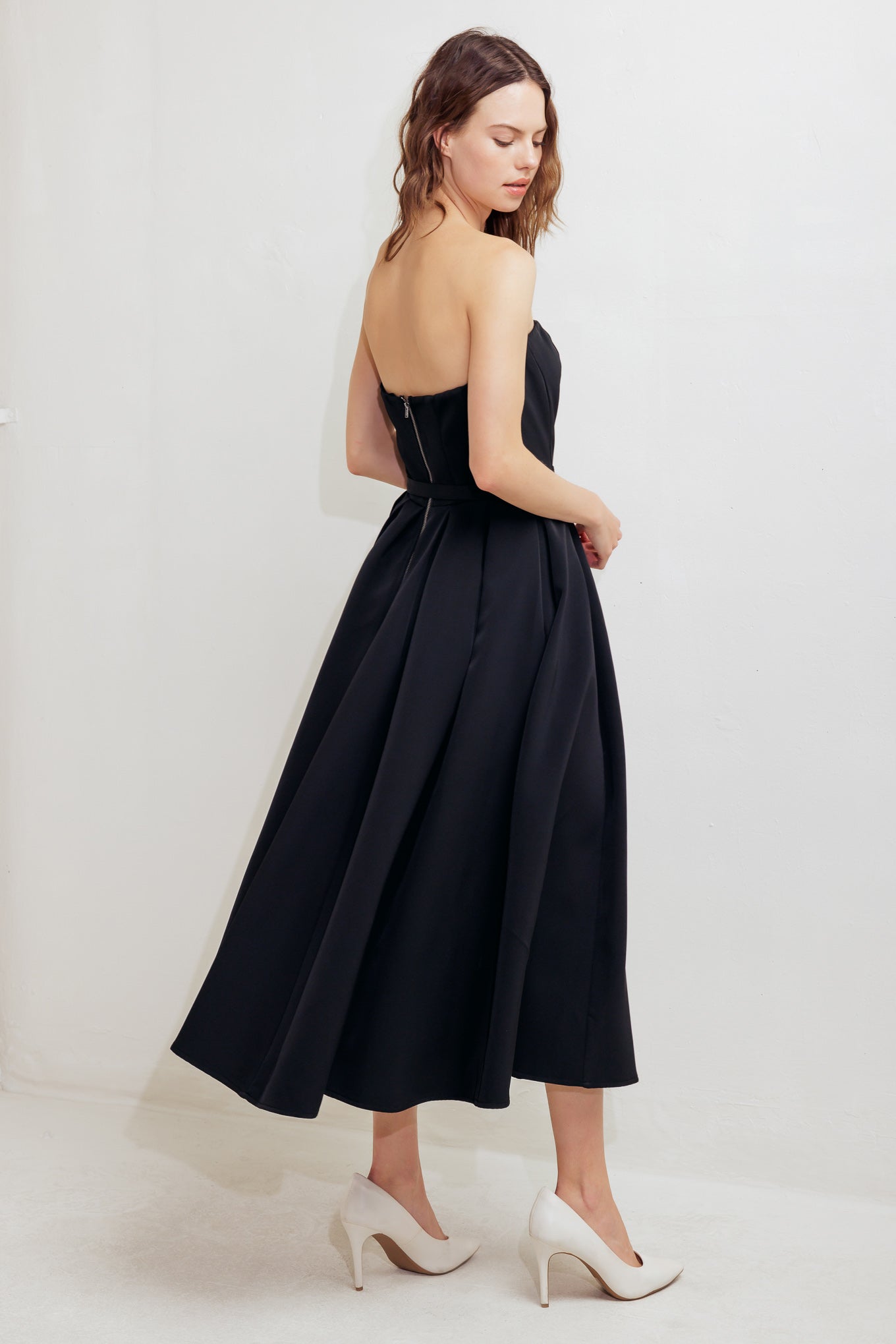 BLACK TIE MUSE STRAPLESS MIDI DRESS-Vavasi