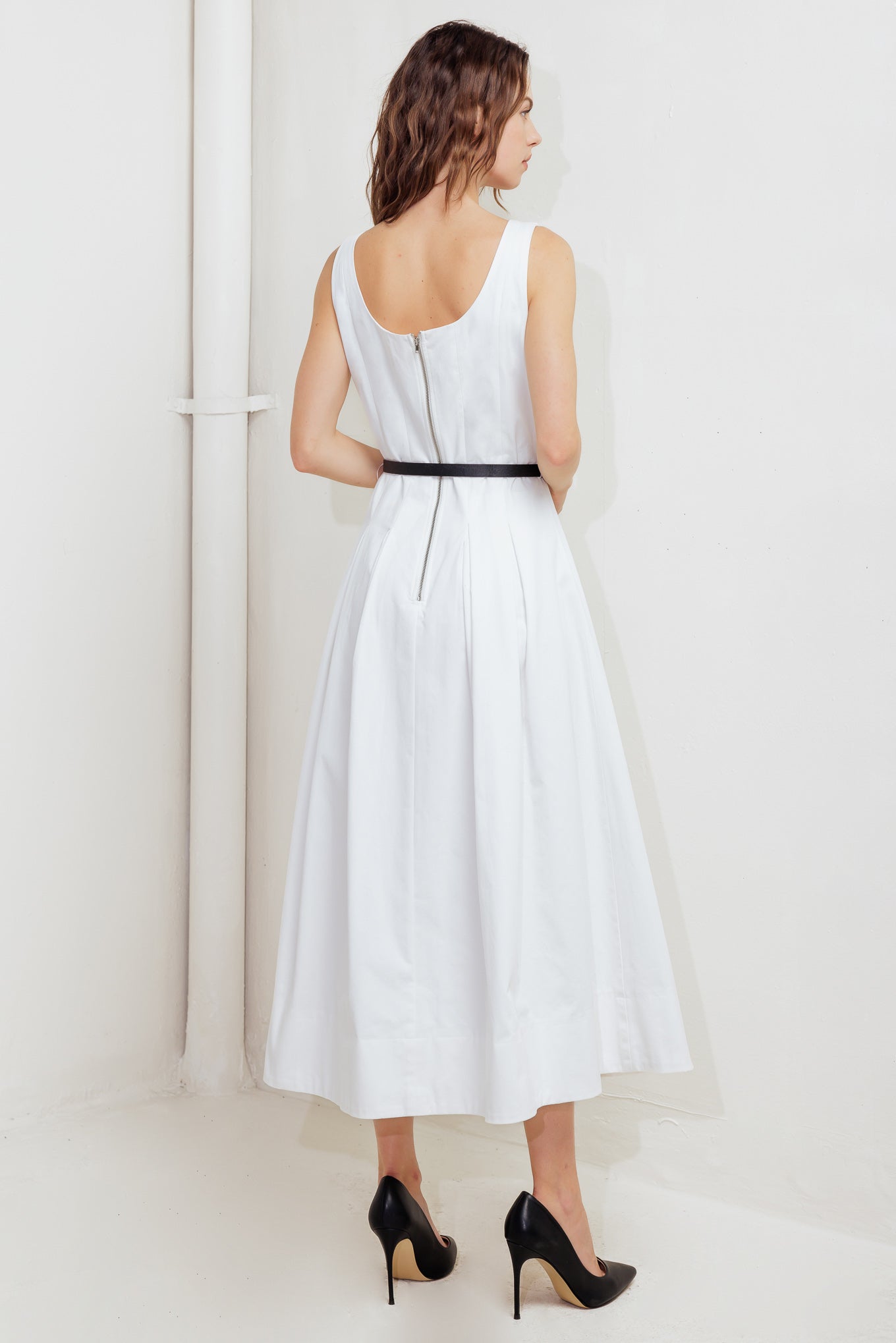 REVERIE WHITE MIDI DRESS-Vavasi