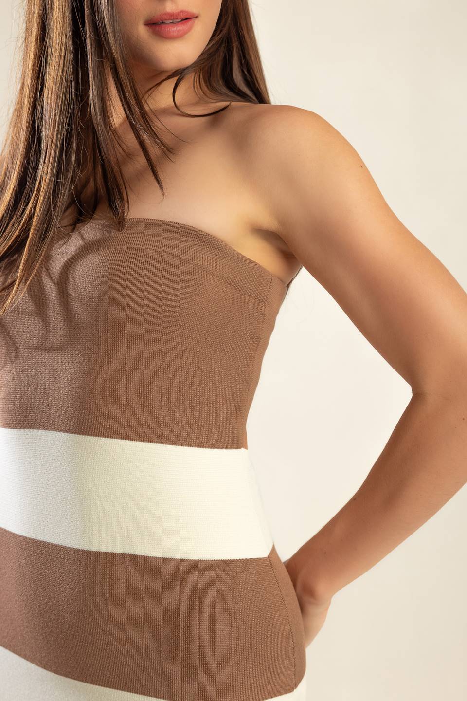 ROMANTIC AFTERNOON - STRAPLESS KNIT DRESS-Vavasi