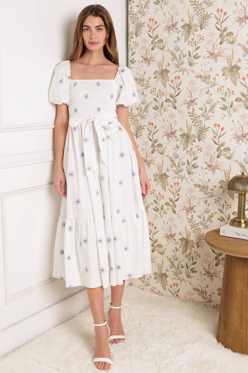 SUNNYSIDE LANE - EMBROIDERED MIDI DRESS-Vavasi