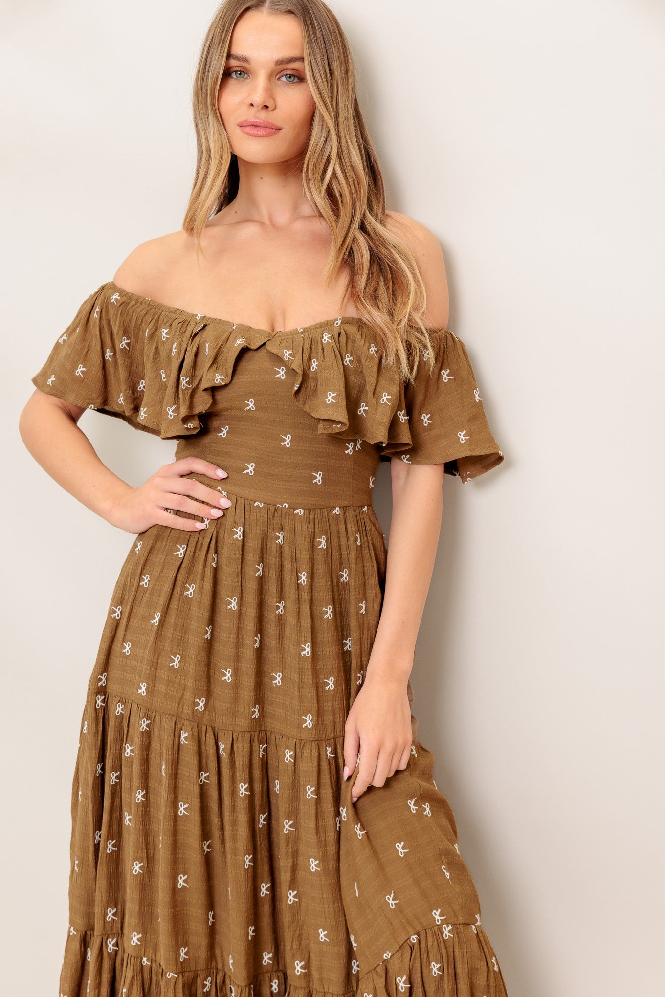 BELLE AMOUR OFF SHOULDER BROWN MIDI DRESS-Vavasi