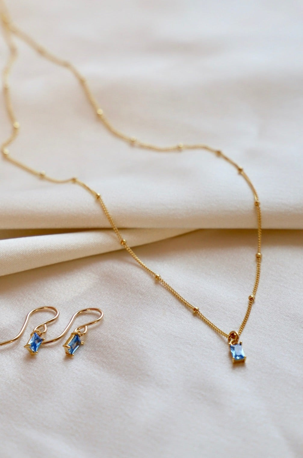 SOMETHING BLUE NECKLACE-Vavasi