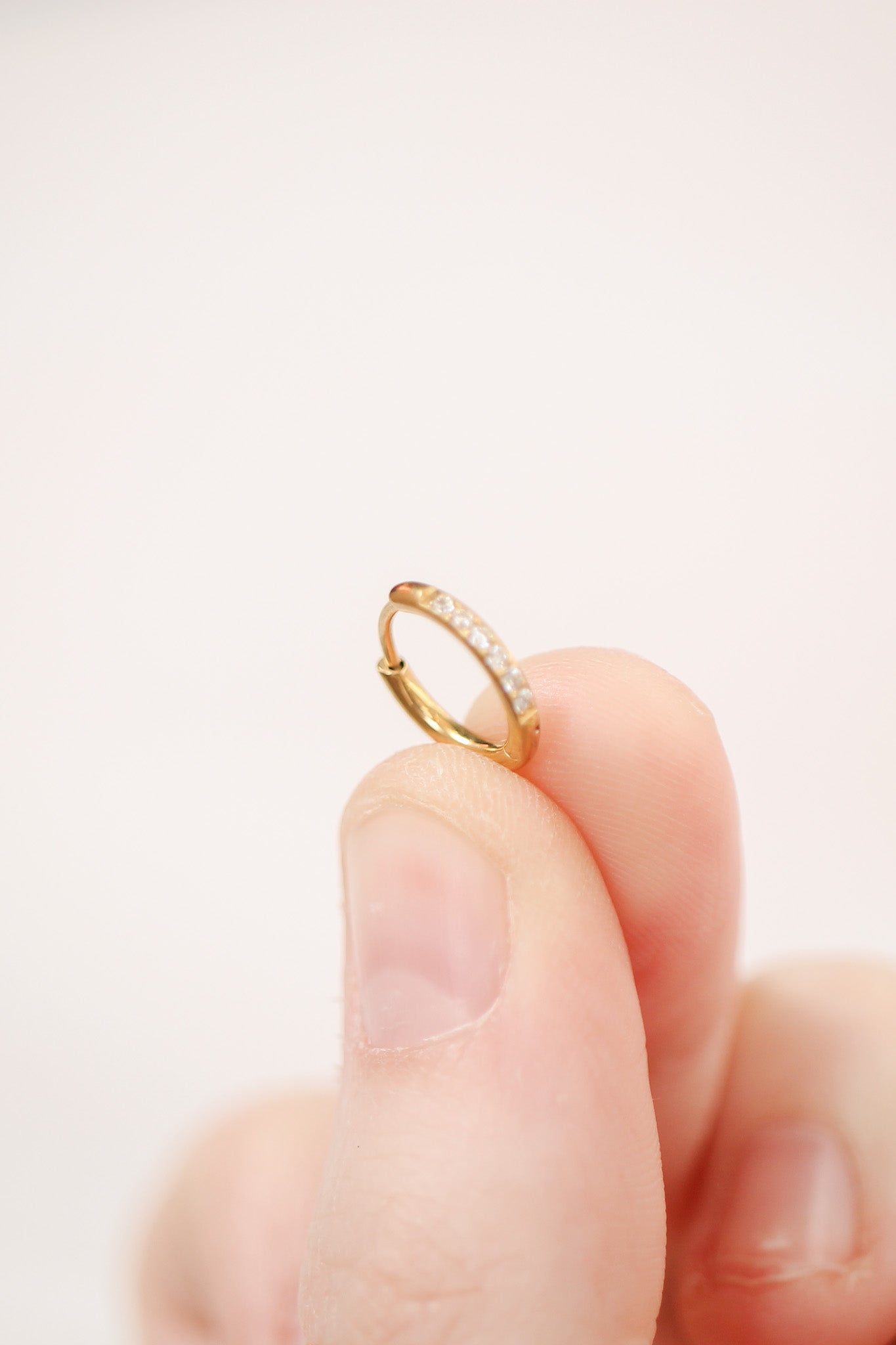 Micro Crystal Hoop in Gold-Vavasi