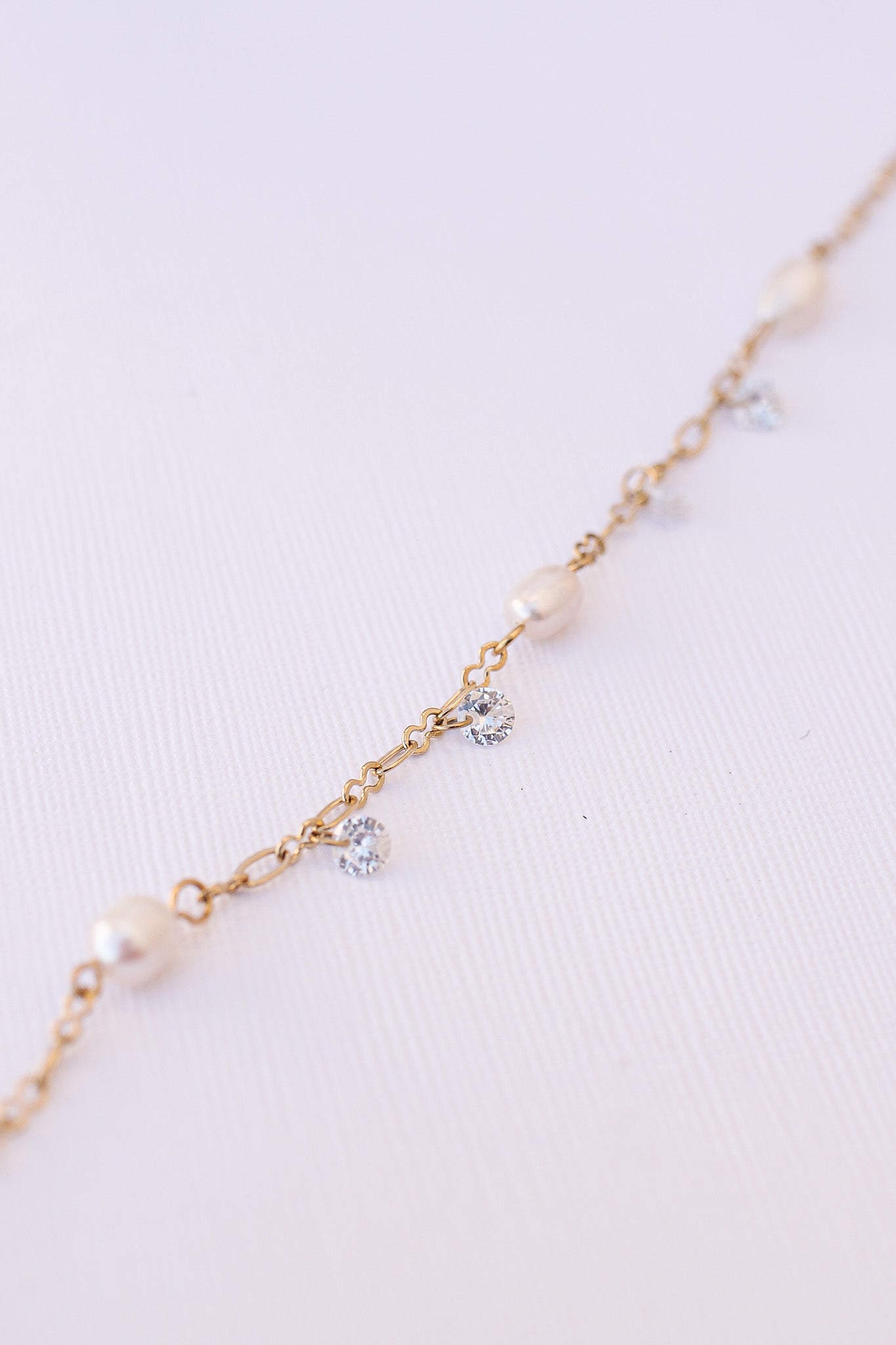 Andrielle Bracelet in Gold-Vavasi