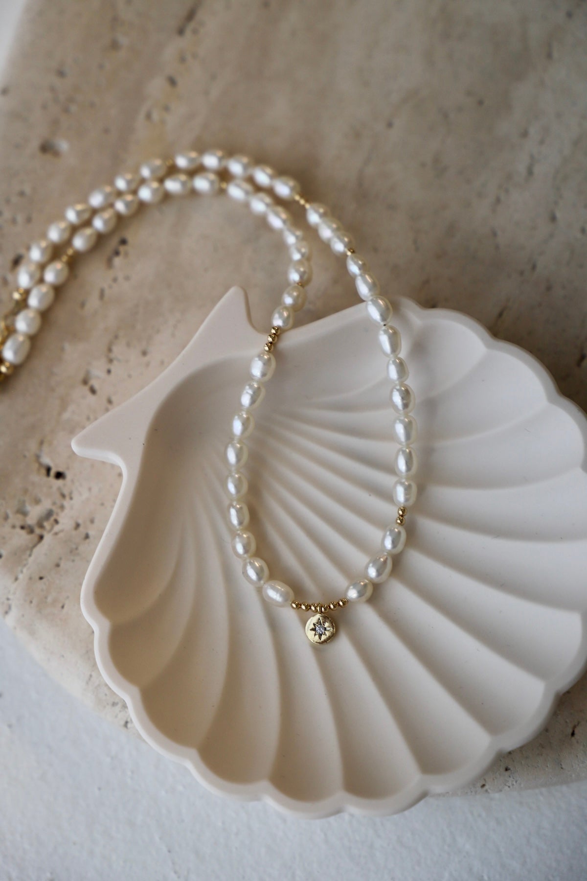 PEARL BEADED STAR MEDALLION NECKLACE-Vavasi