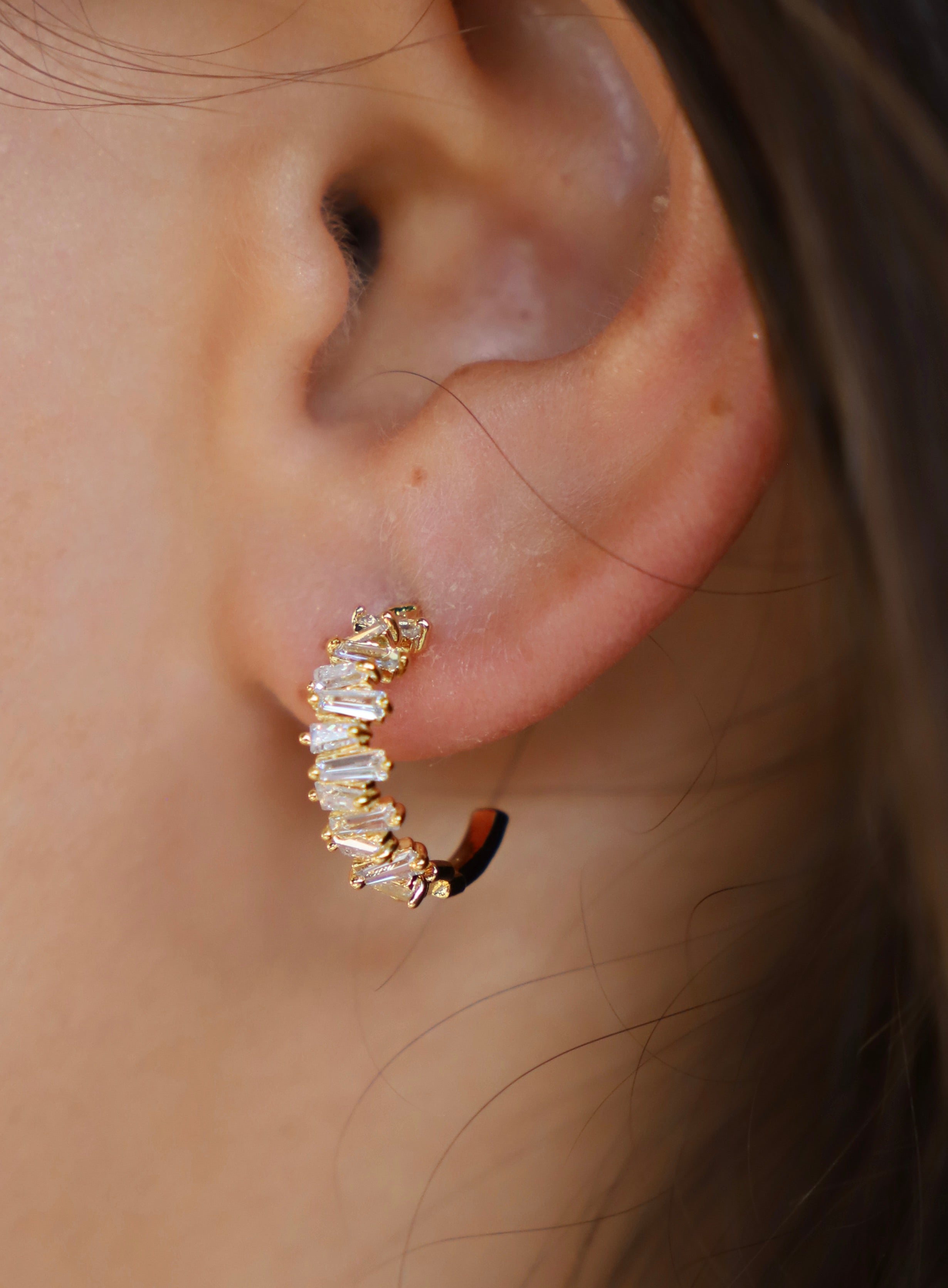 TAPERED BAGUETTE CZ HOOPS-Vavasi