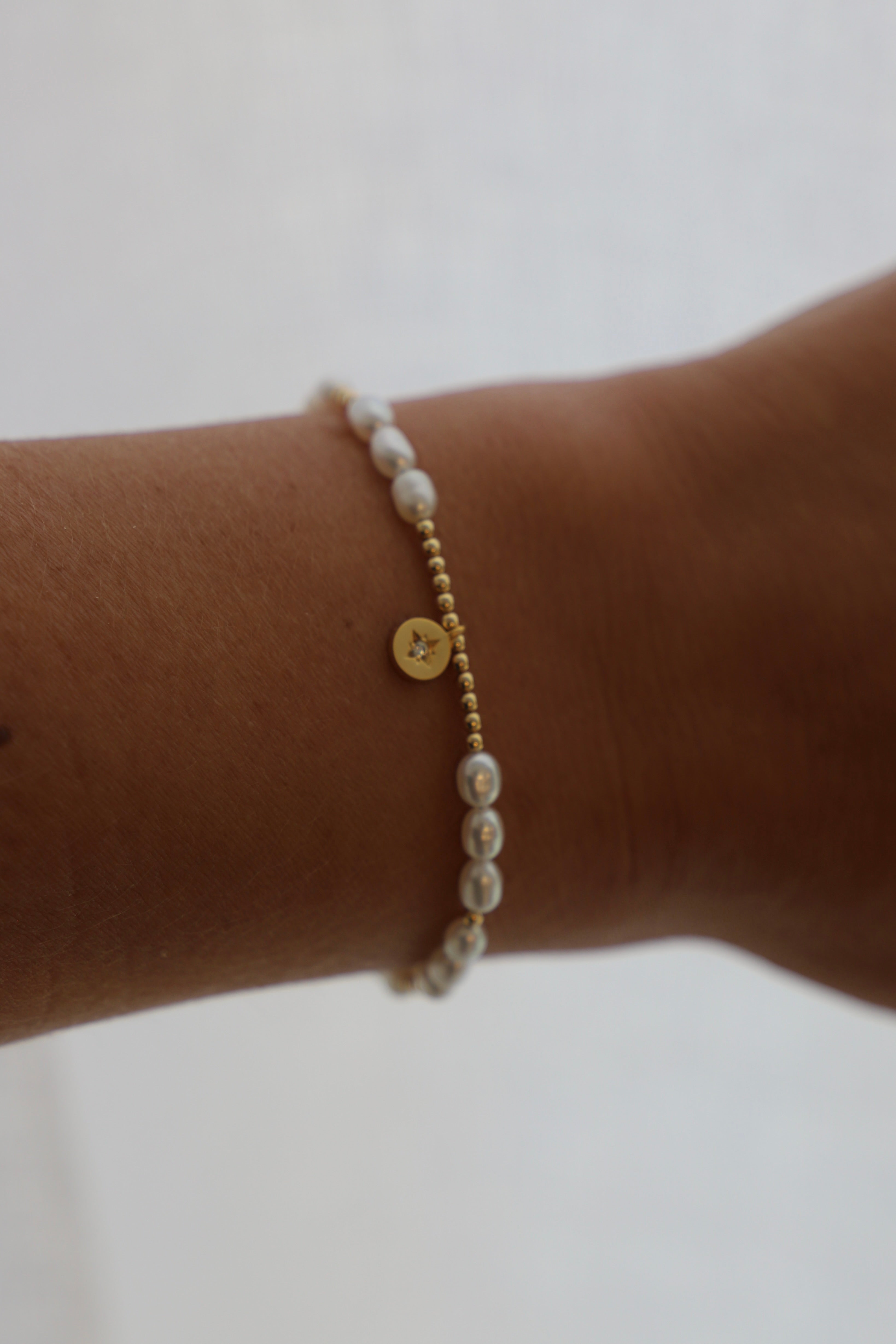 PEARL STAR CHARM BRACELET-Vavasi