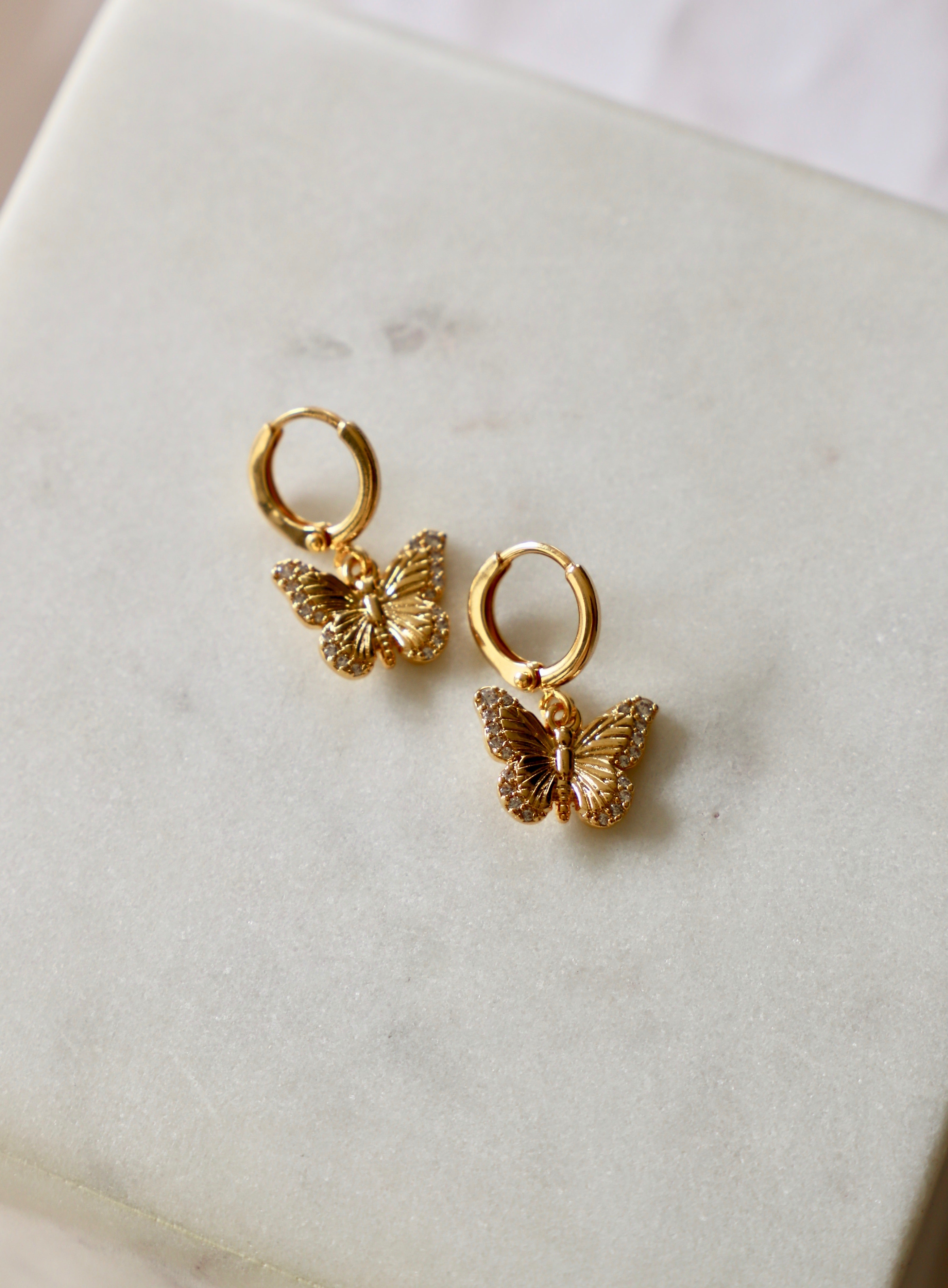 BUTTERFLY HUGGIE HOOP EARRINGS-Vavasi