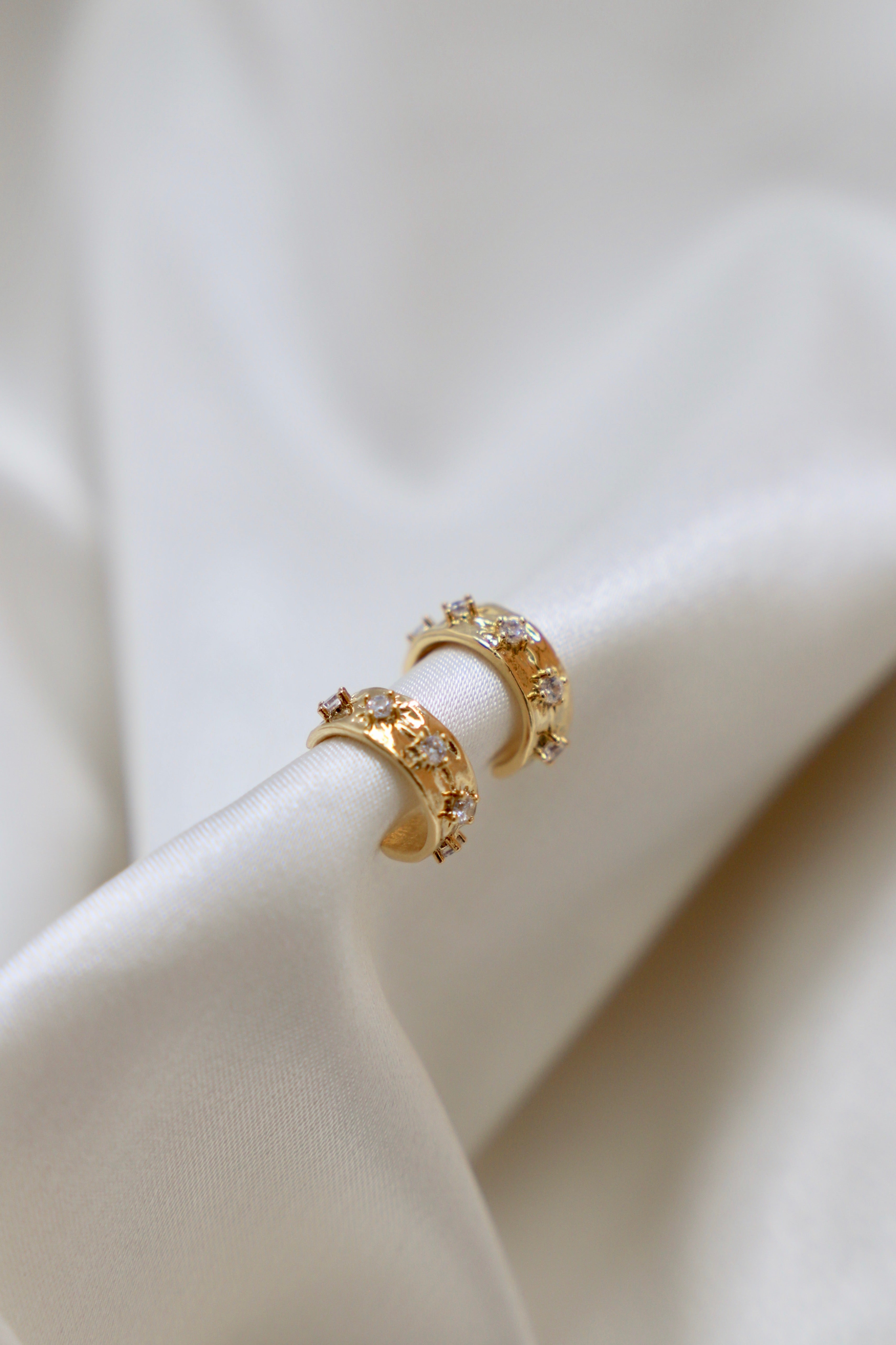 CZ STAR THICK HOOPS-Vavasi