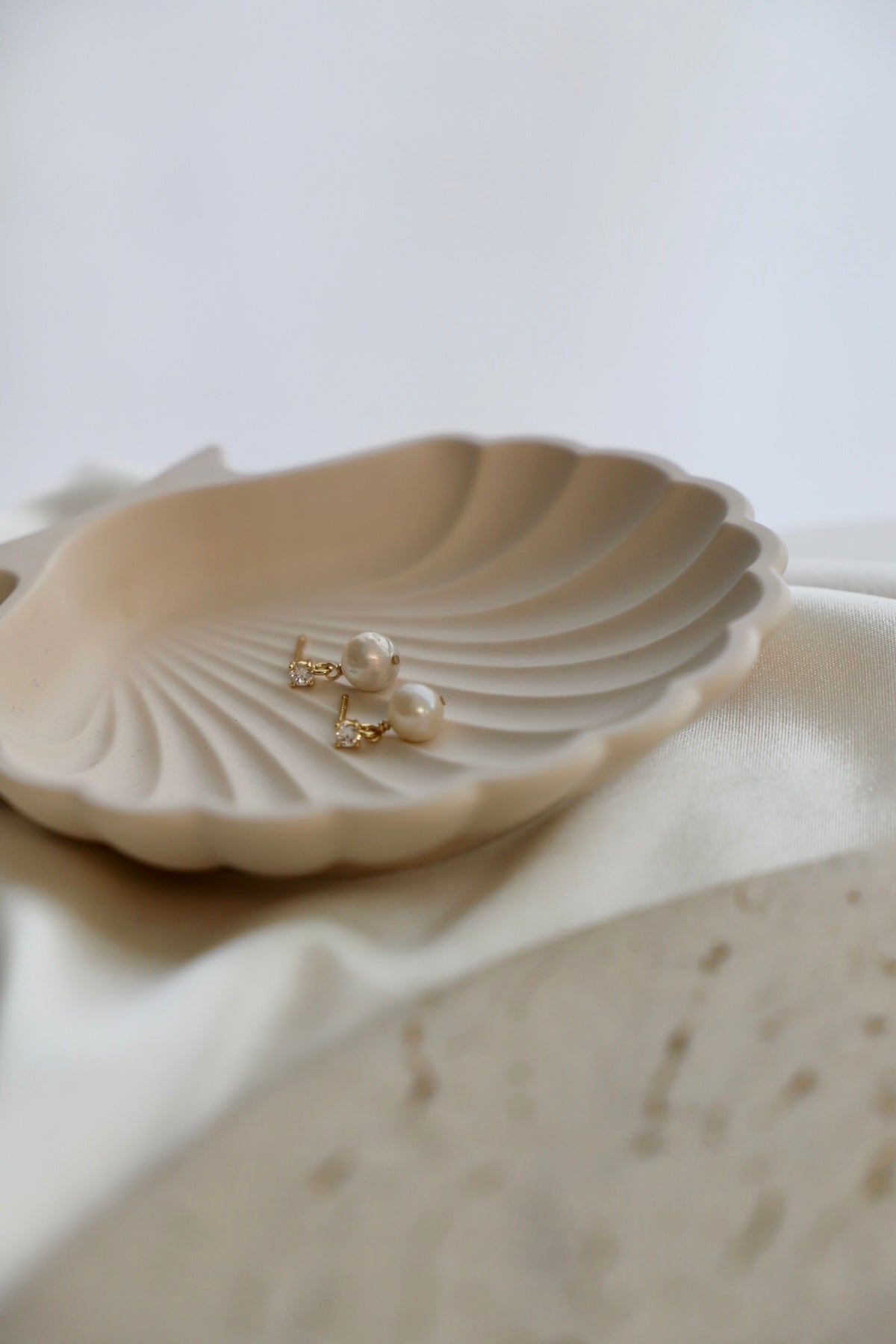 CZ PEARL DROP EARRINGS-Vavasi