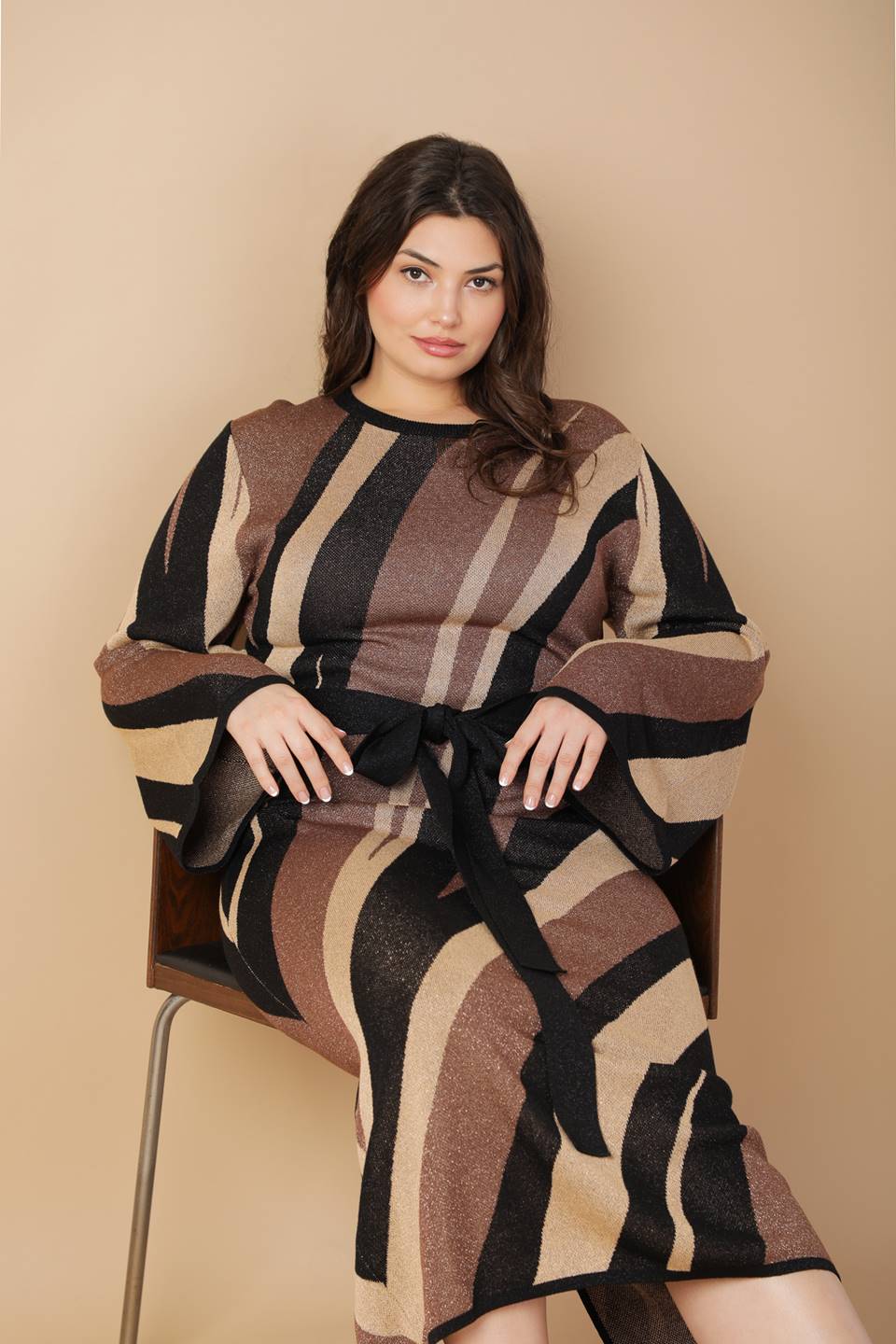 PUT ON A SMILE MIDI SWEATER DRESS-Vavasi