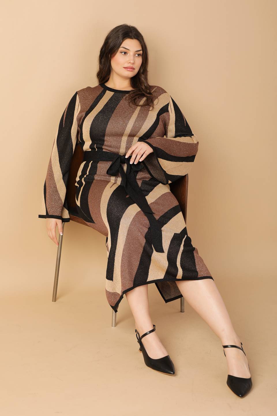 PUT ON A SMILE MIDI SWEATER DRESS-Vavasi
