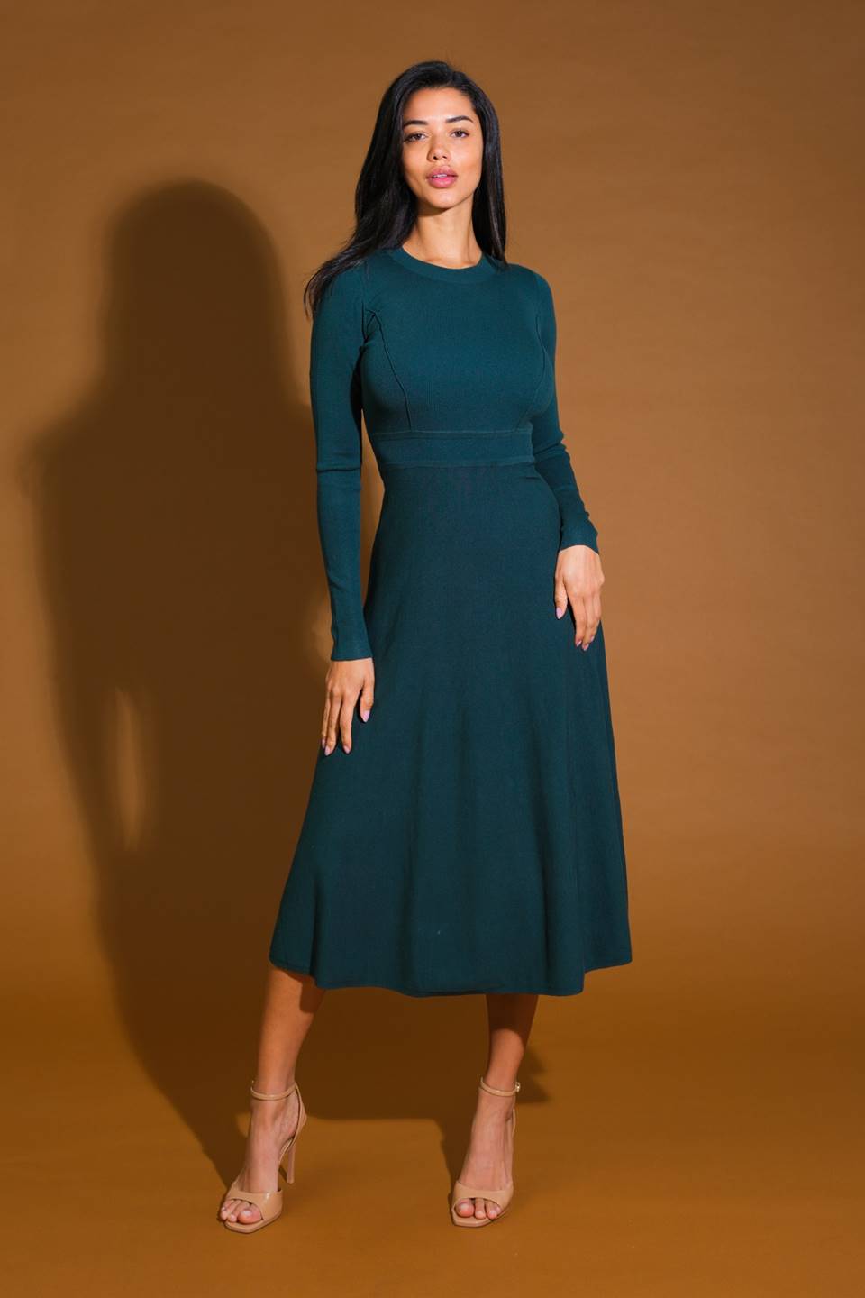 PLACE TO BE SWEATER MIDI DRESS-Vavasi