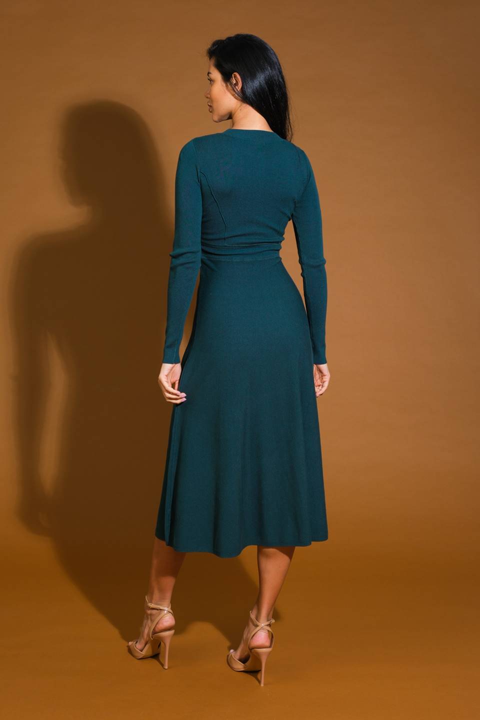 PLACE TO BE SWEATER MIDI DRESS-Vavasi