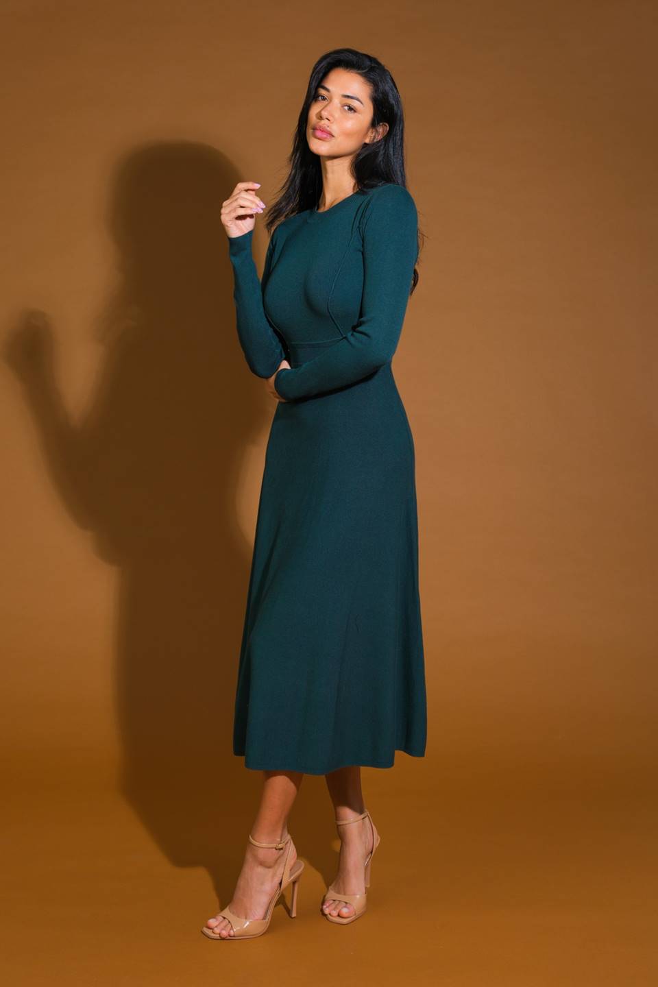 PLACE TO BE SWEATER MIDI DRESS-Vavasi